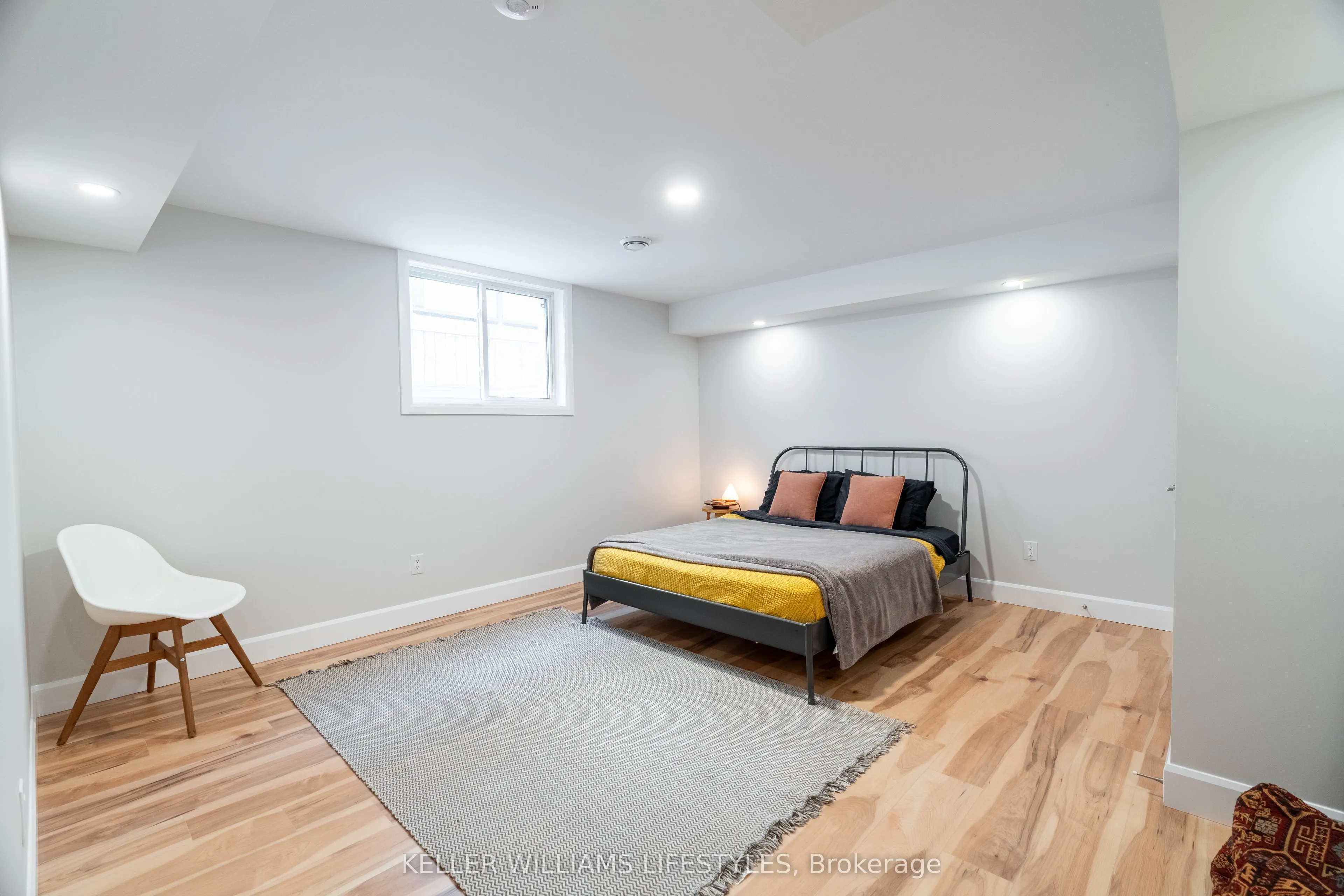 159 Collins Way, #31