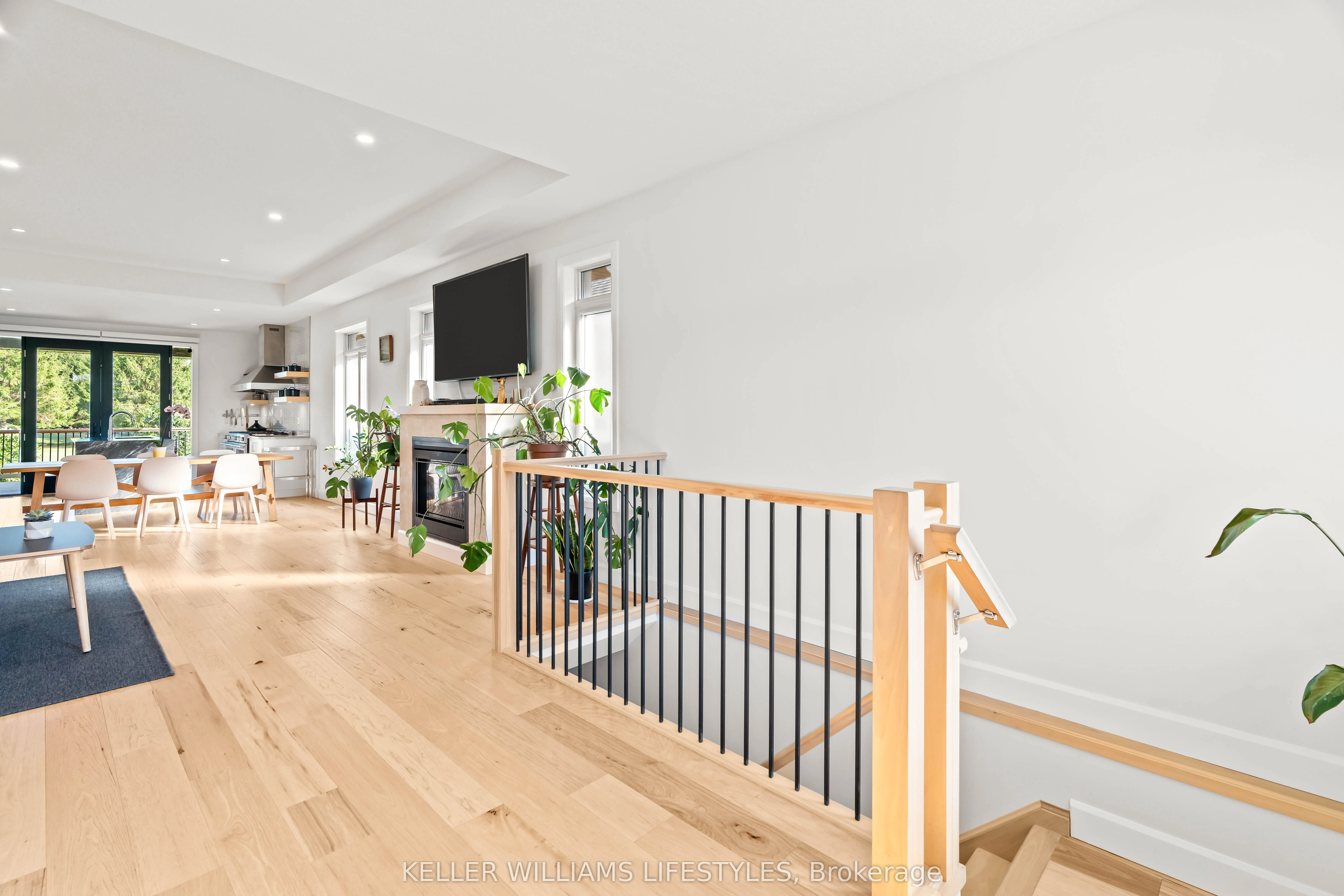 159 Collins Way, #31