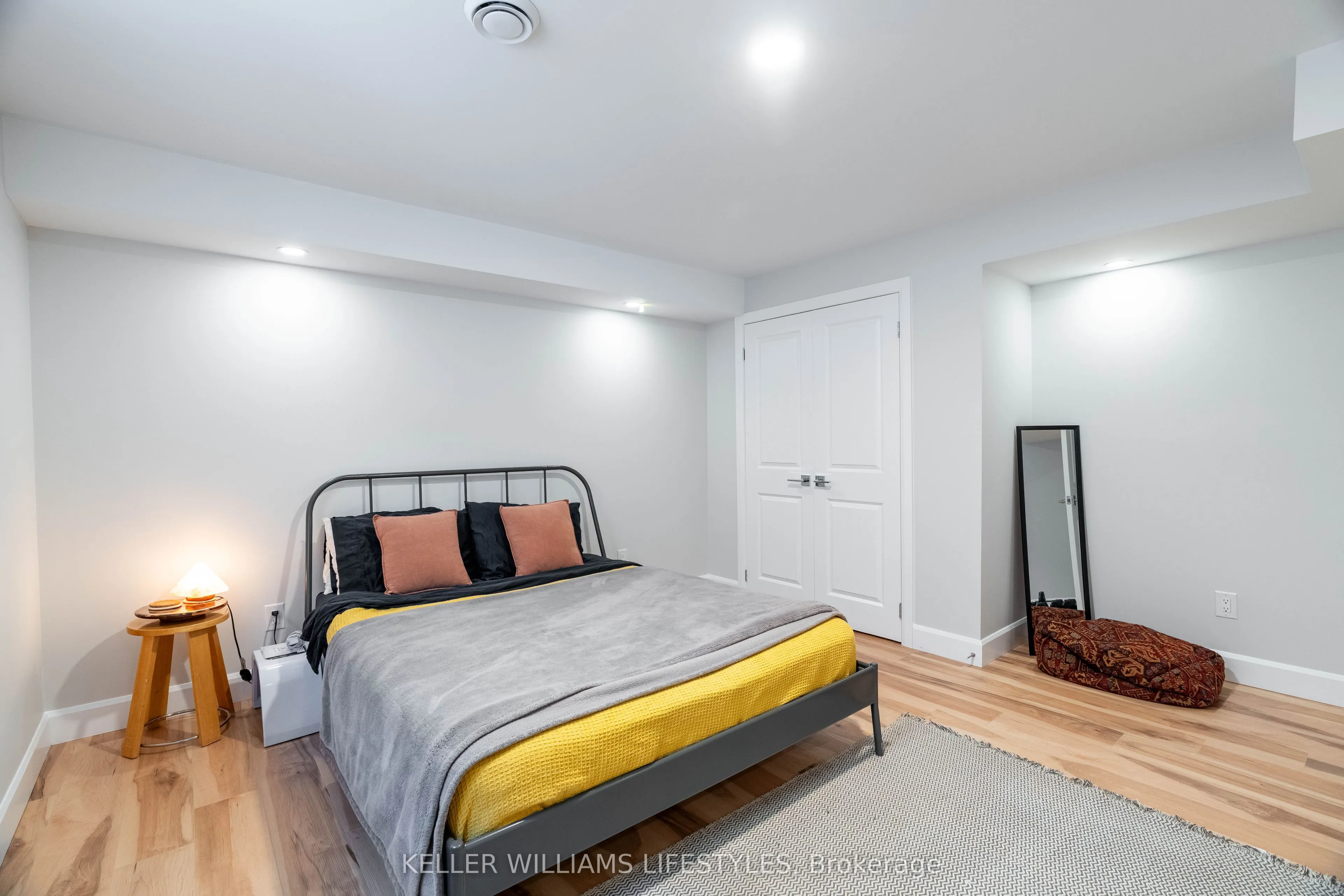 159 Collins Way, #31