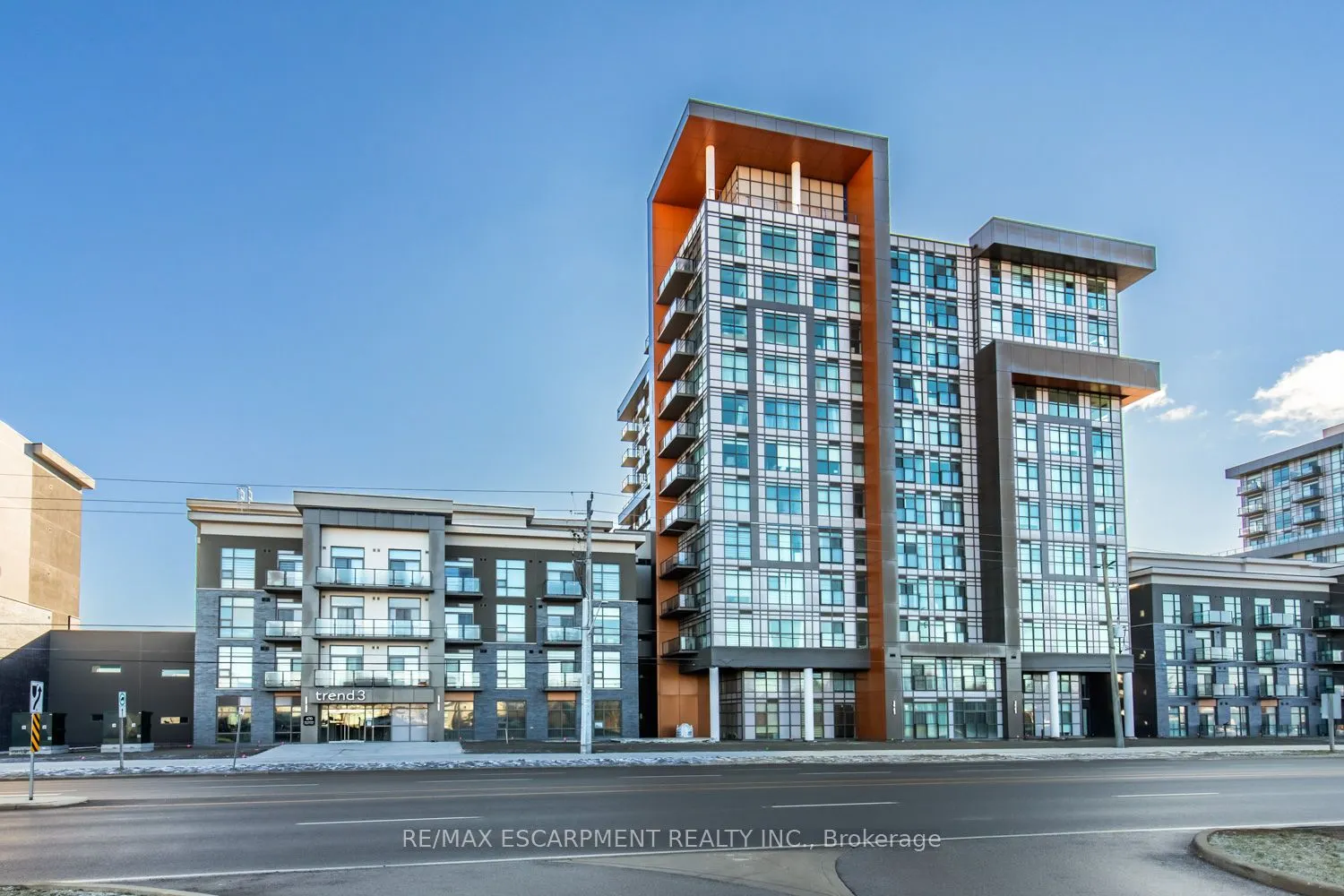 470 Dundas Street E, #904