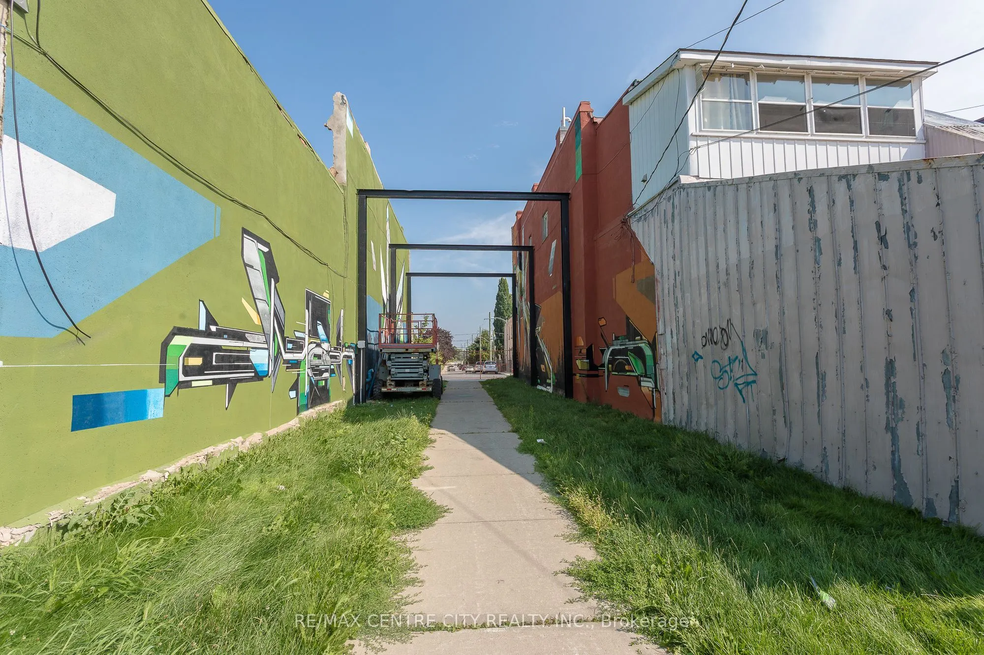 632 Talbot Street
