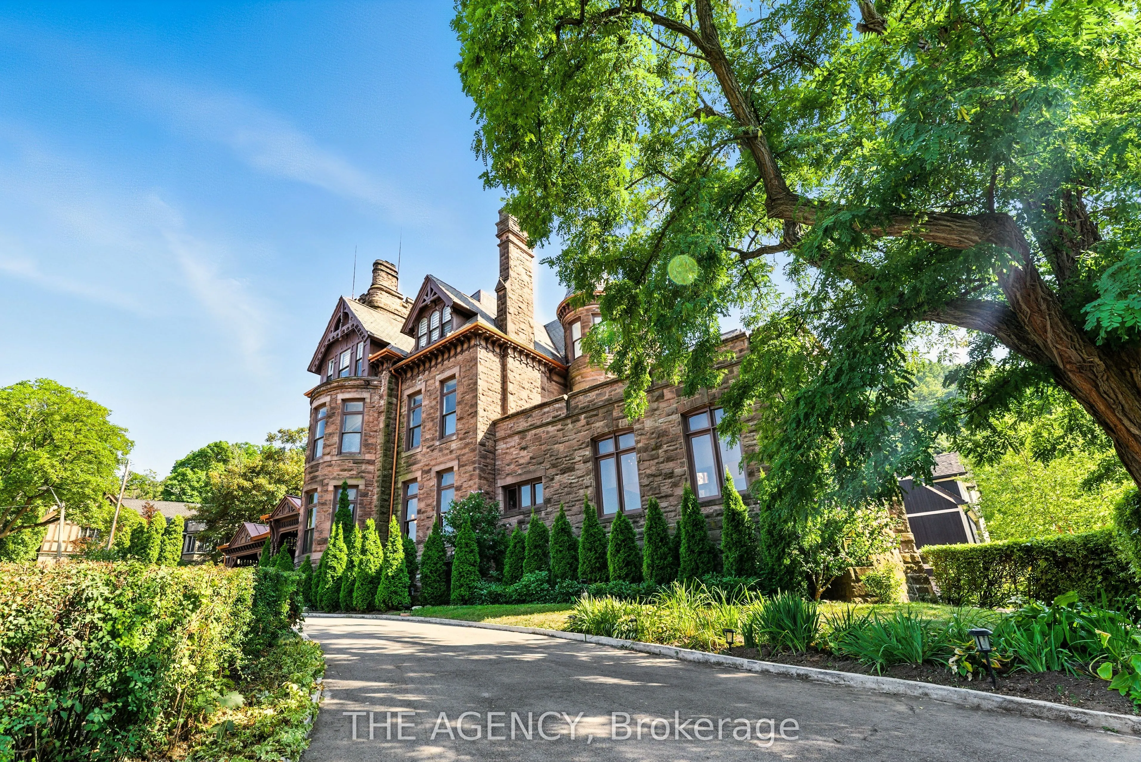 26 Ravenscliffe Avenue