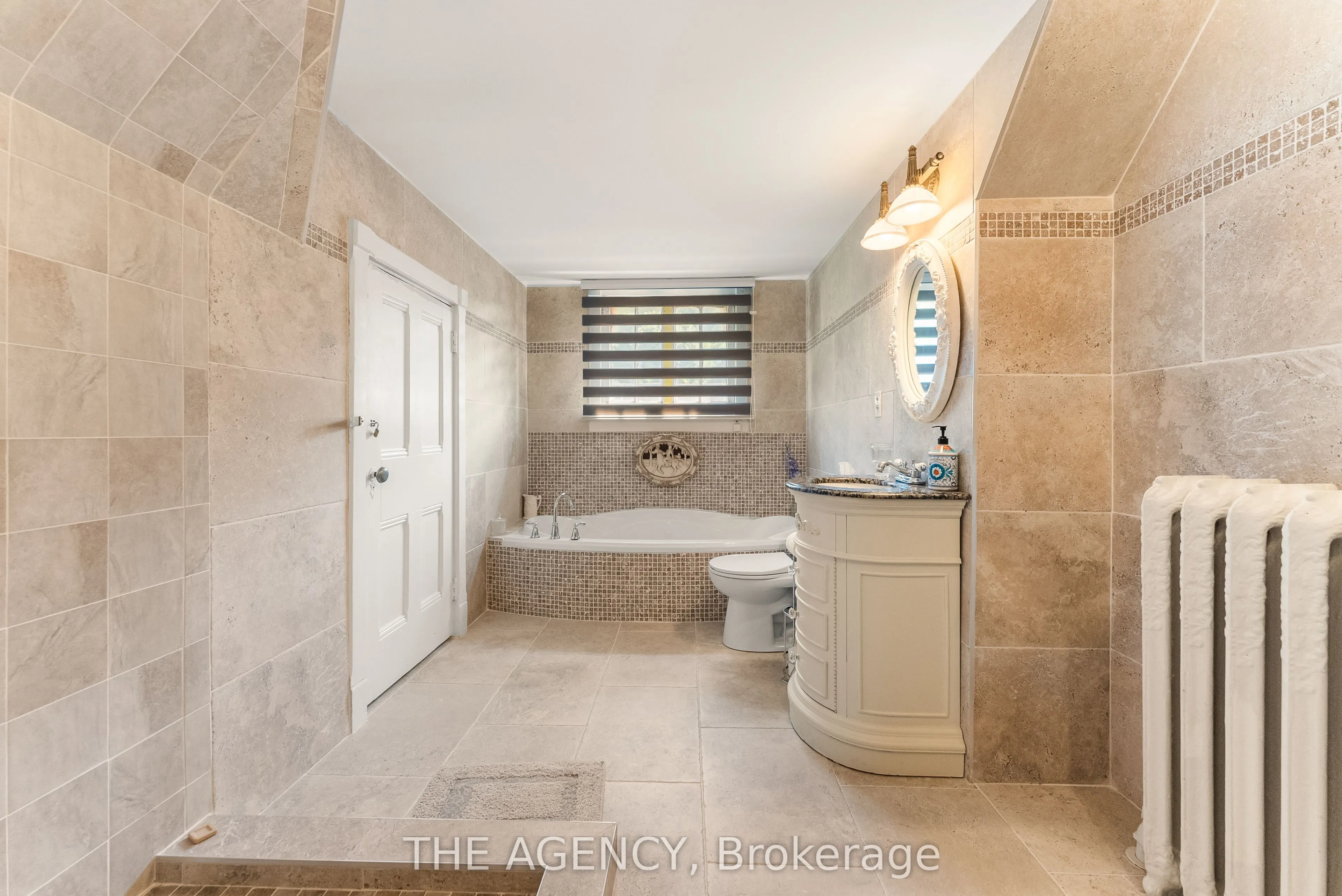26 Ravenscliffe Avenue