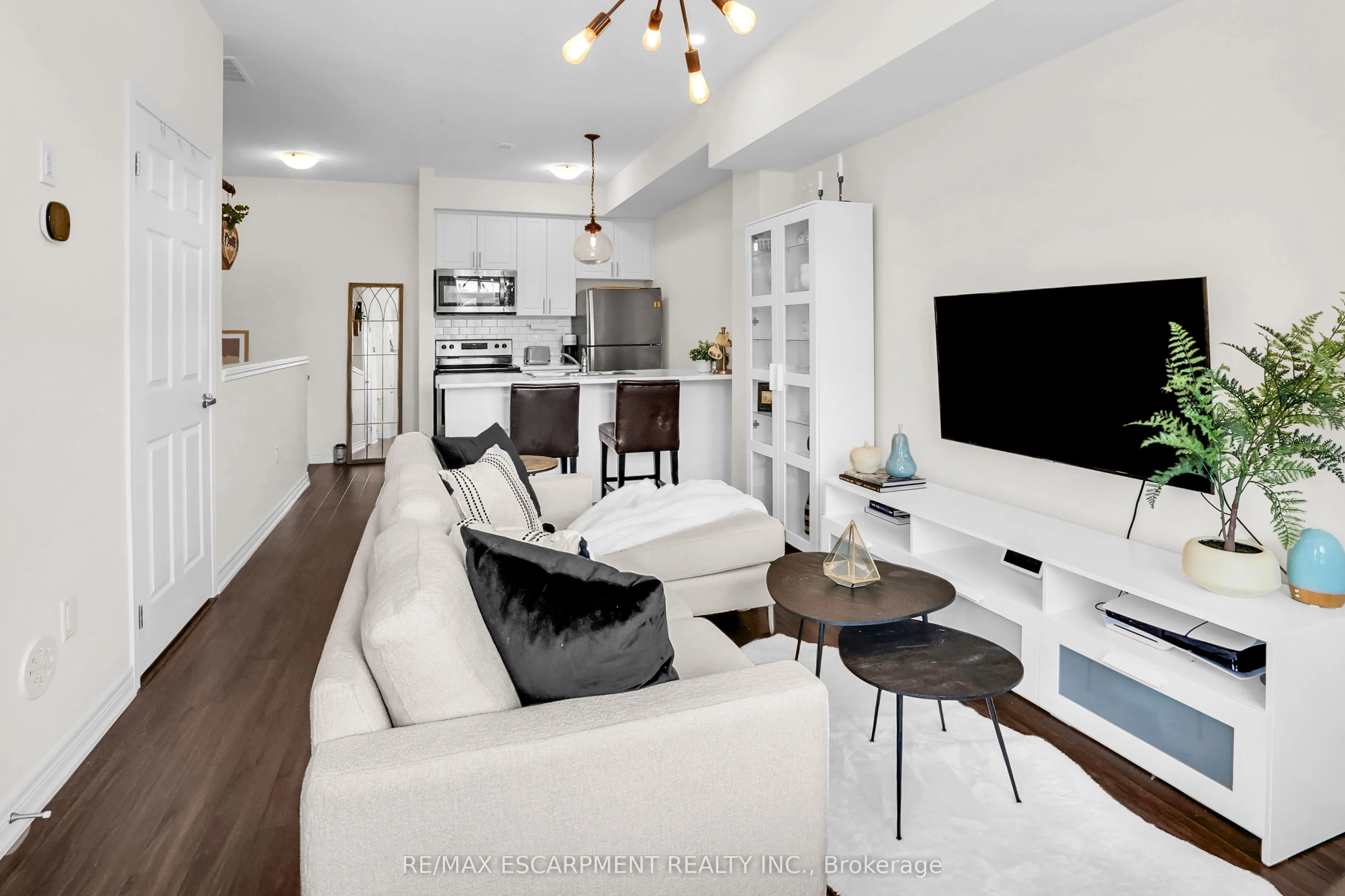 5016 Serena Drive, #10