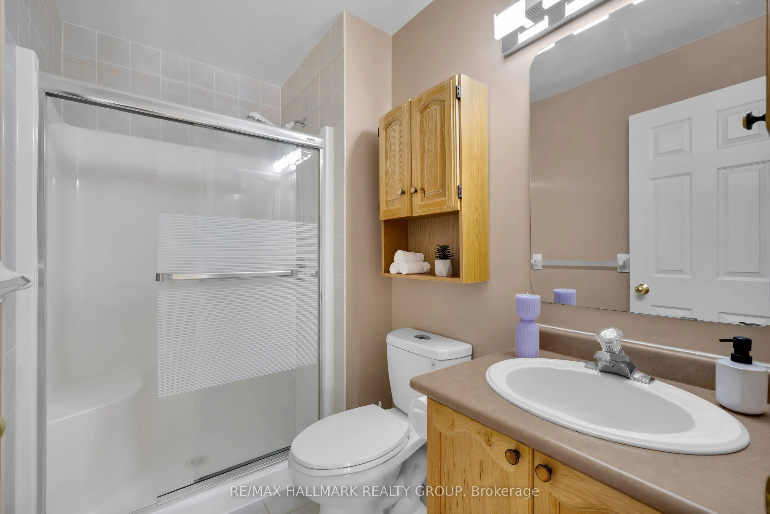 1087 Rocky Harbour Crescent