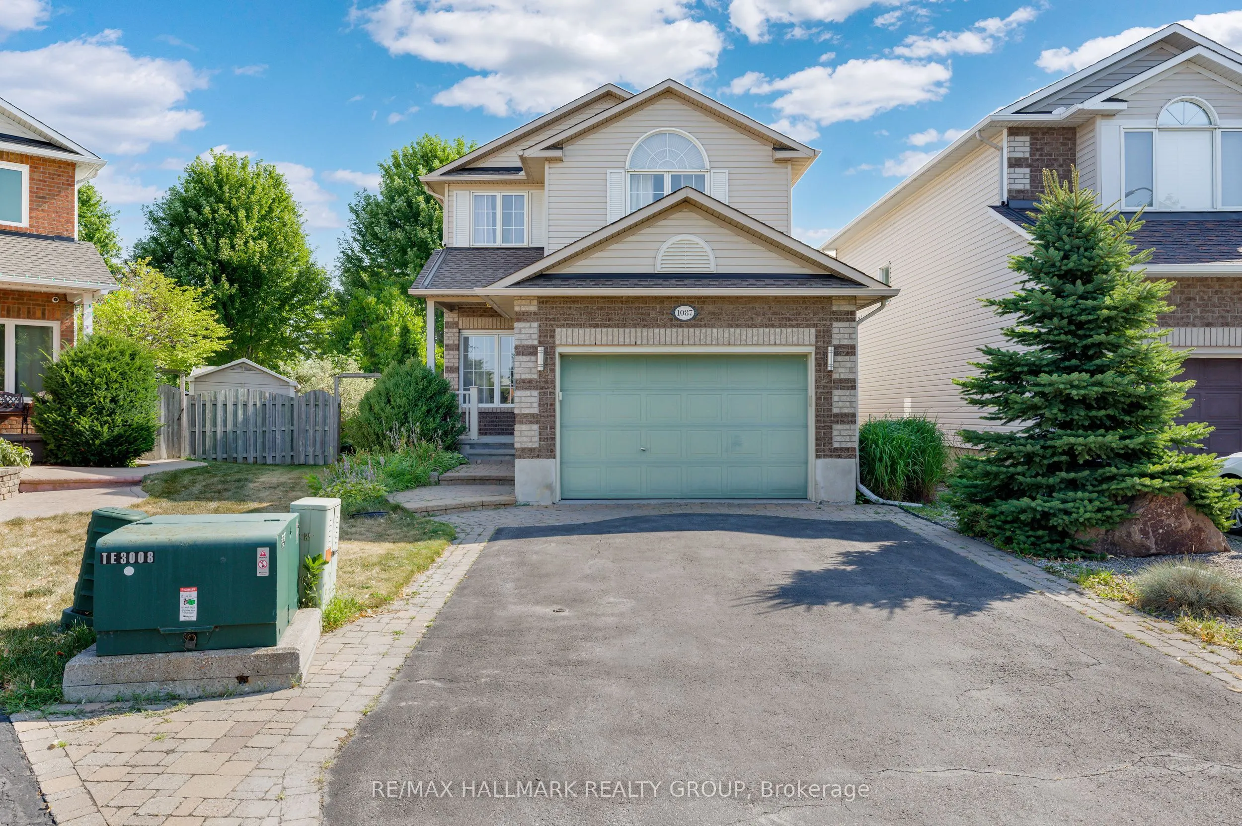 1087 Rocky Harbour Crescent