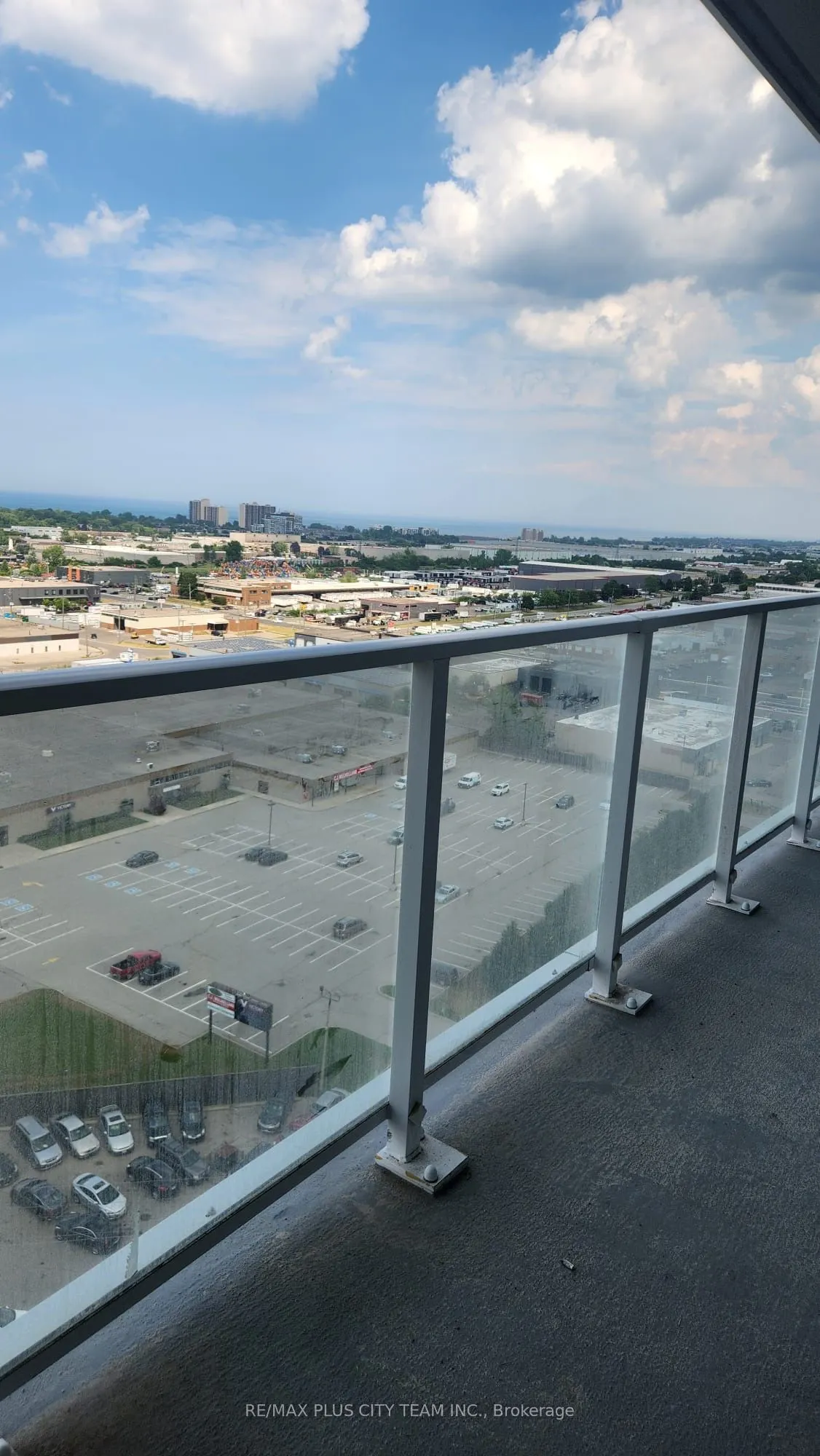 2782 Barton Street, #1512