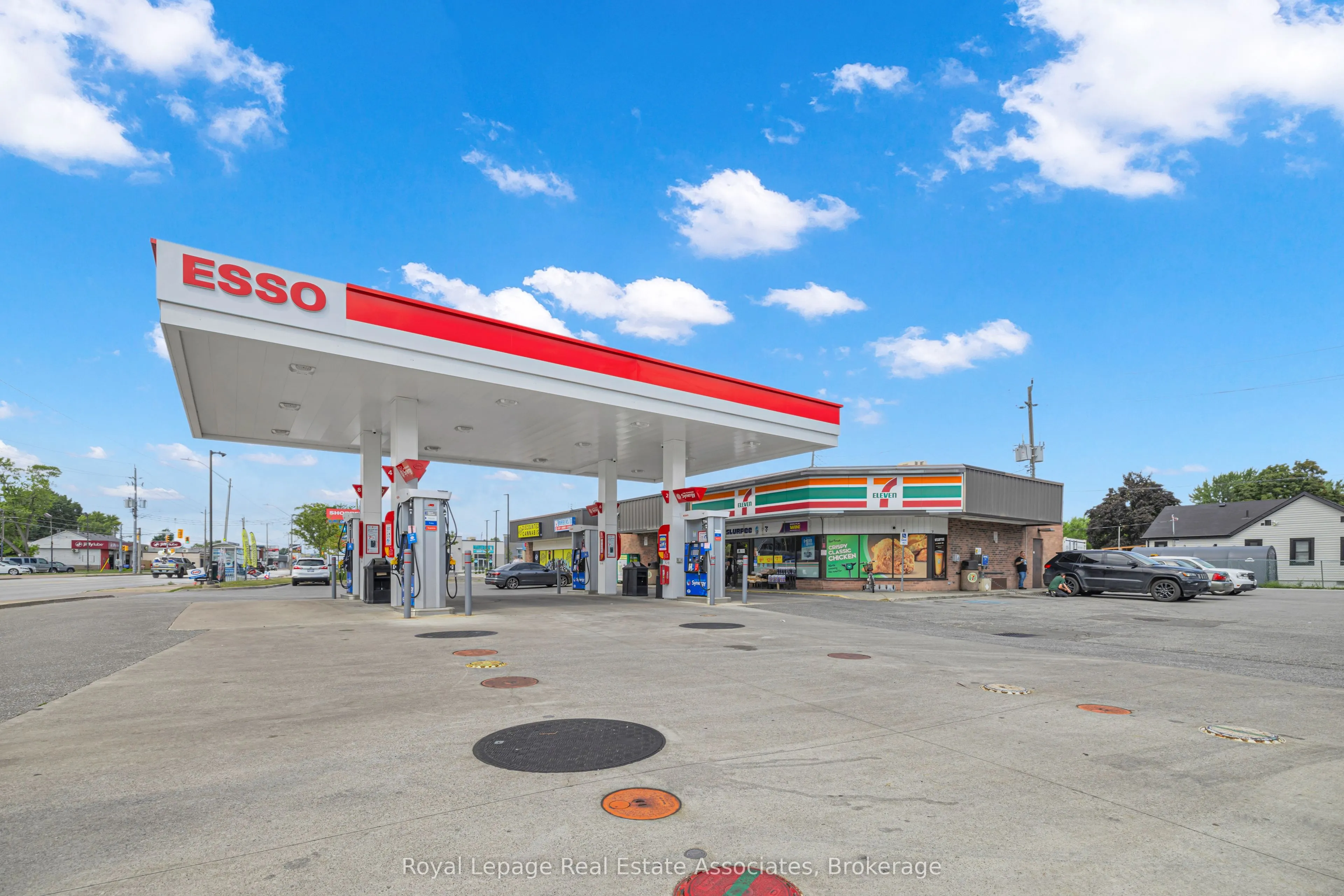 5124 Tecumseh Road E