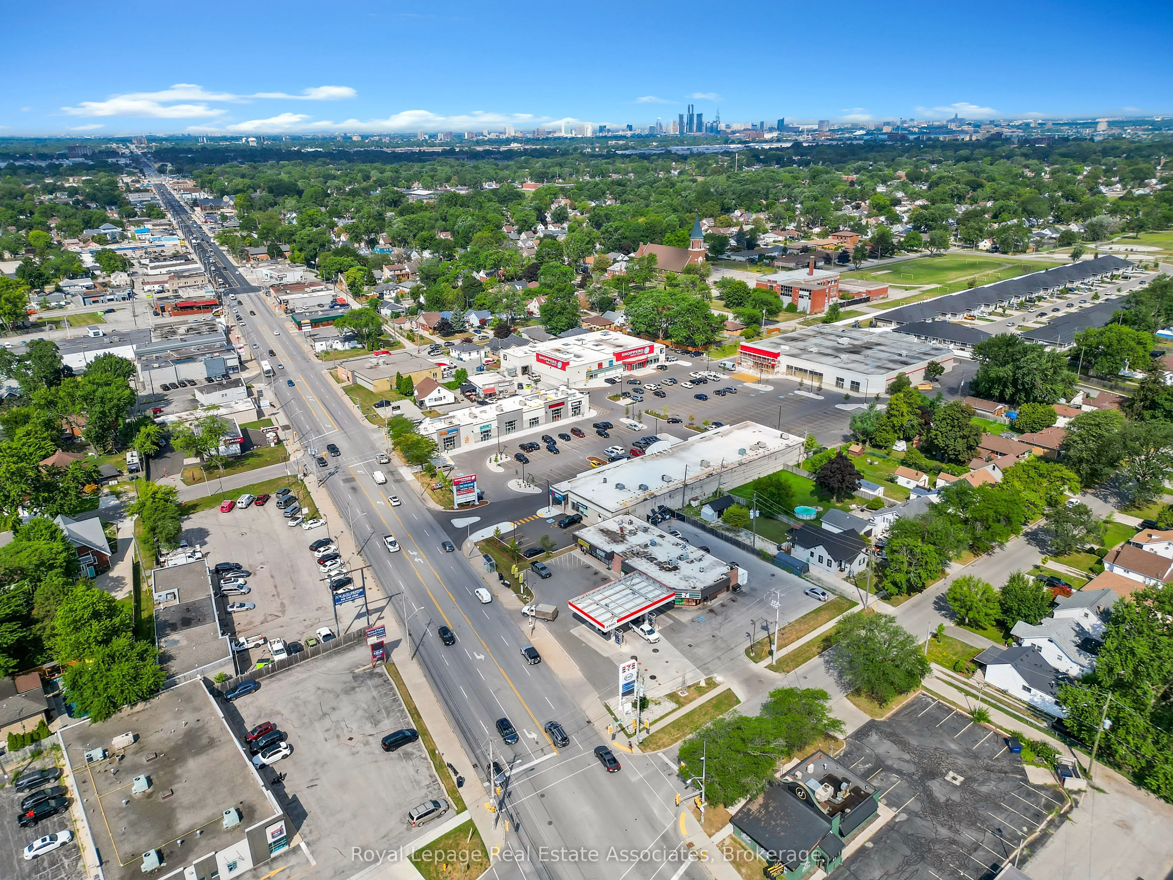 5124 Tecumseh Road E
