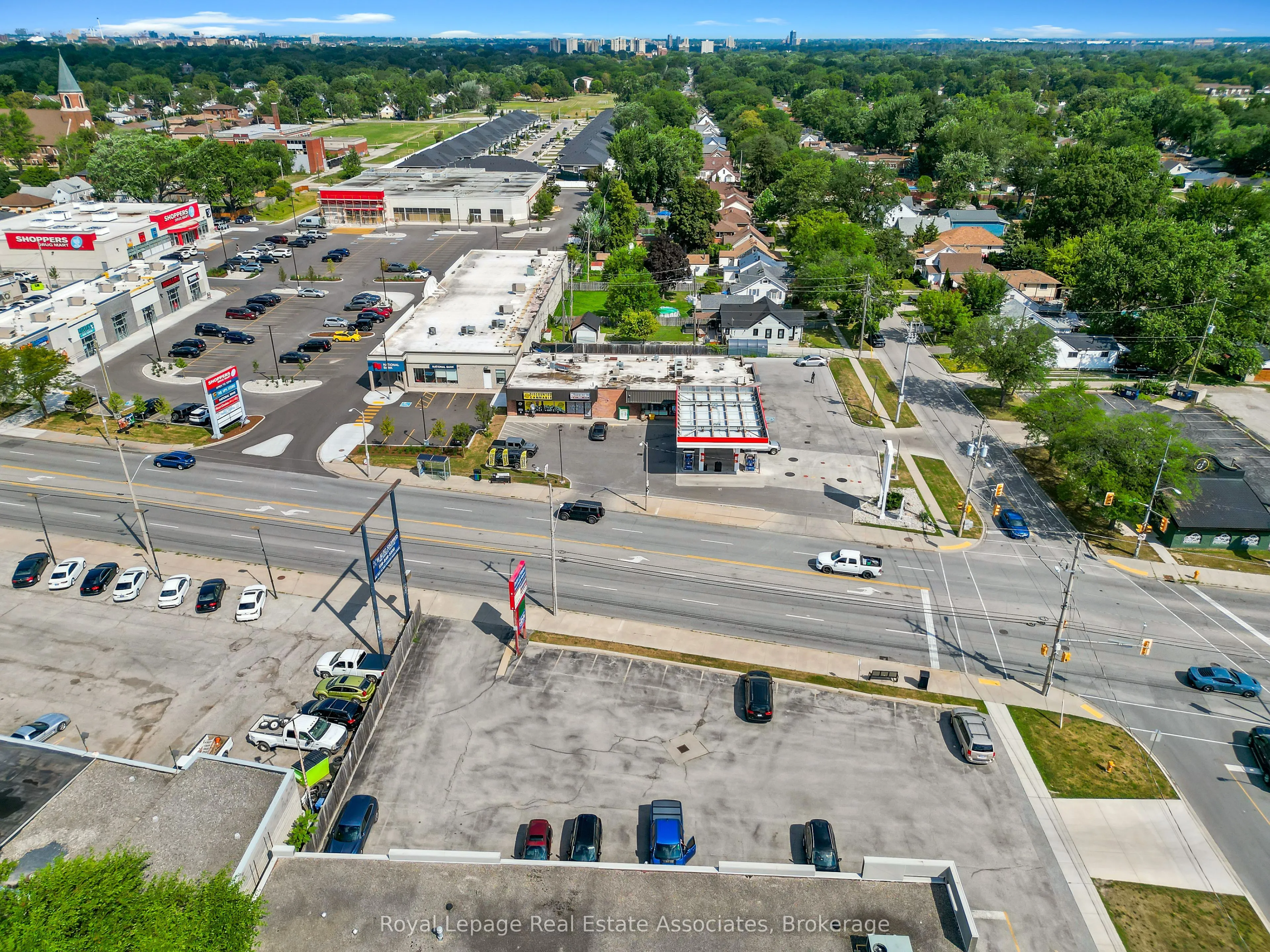 5124 Tecumseh Road E