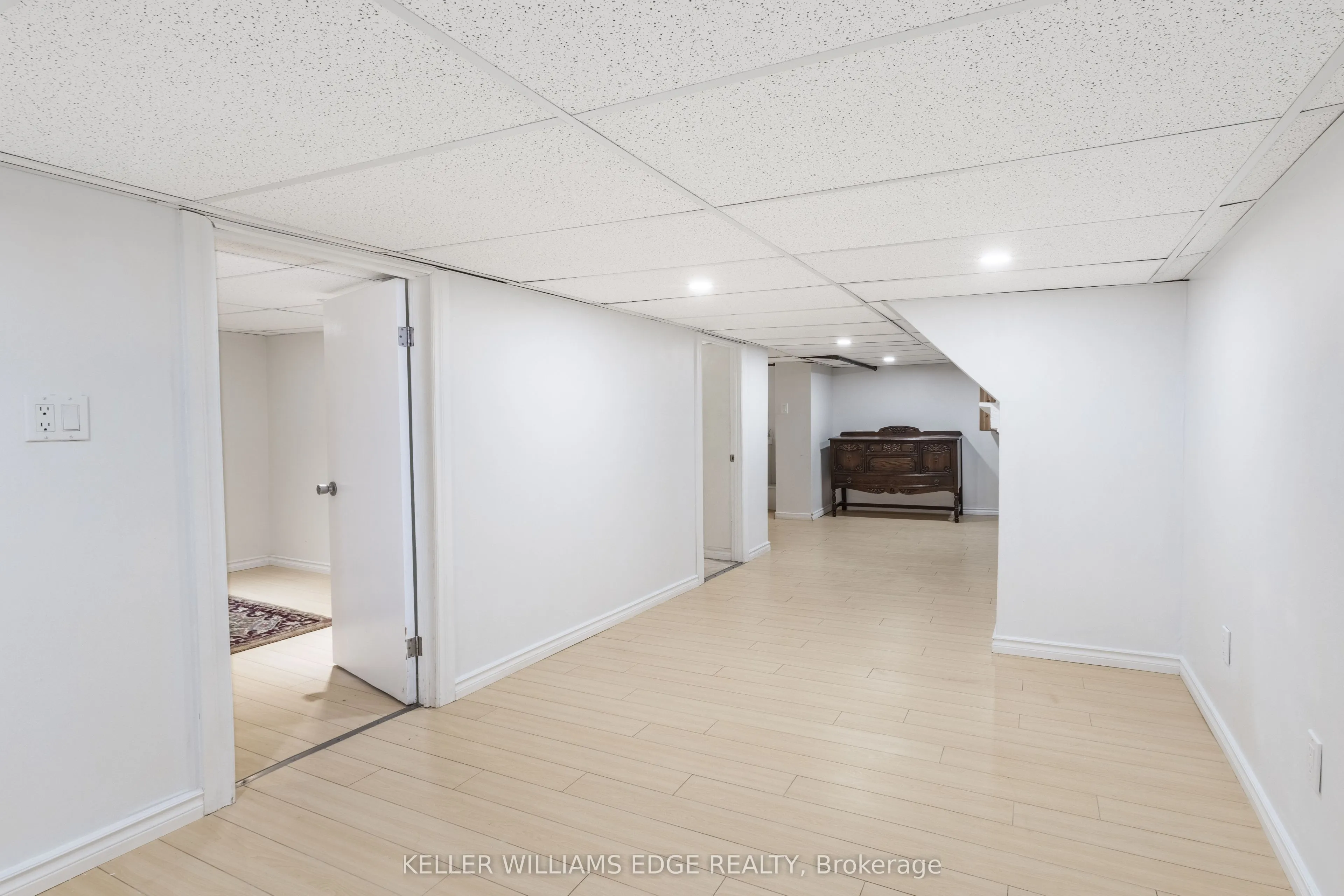 20 Barnesdale Avenue N