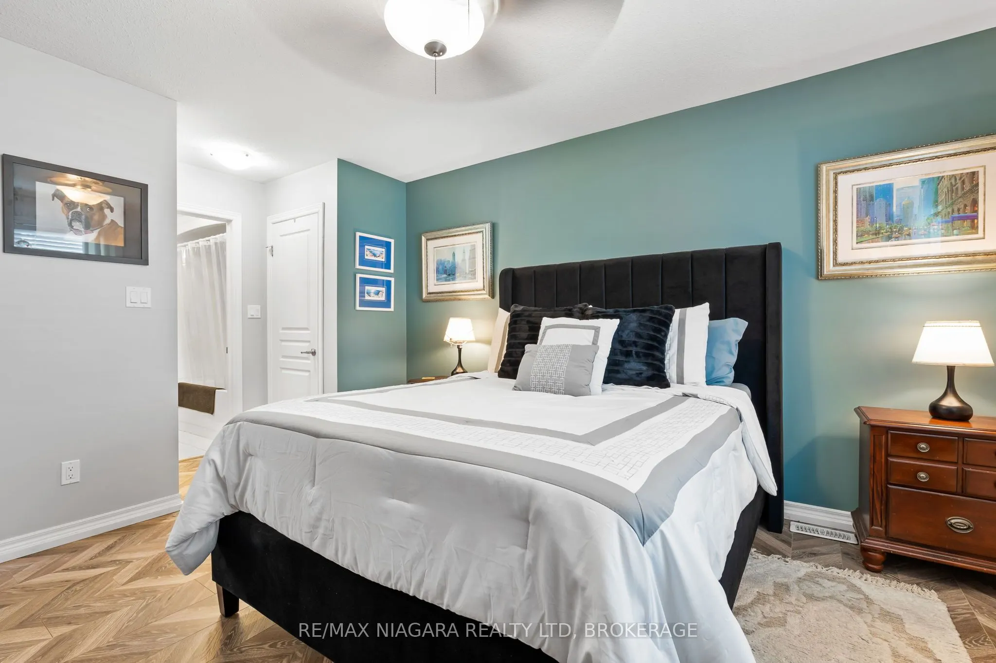 149 Roselawn Crescent