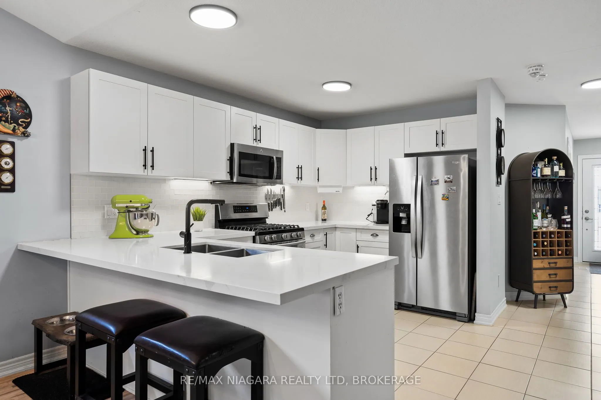 149 Roselawn Crescent