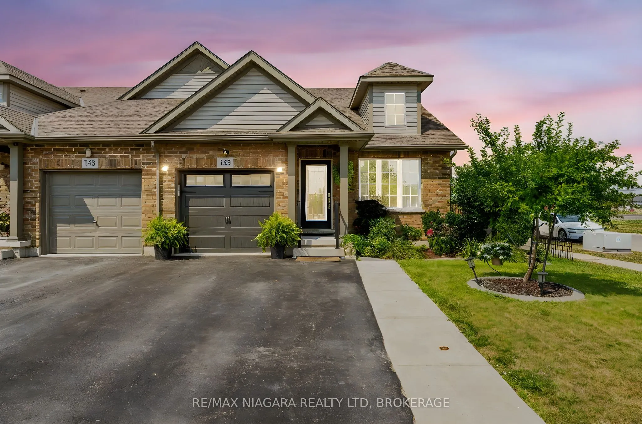 149 Roselawn Crescent