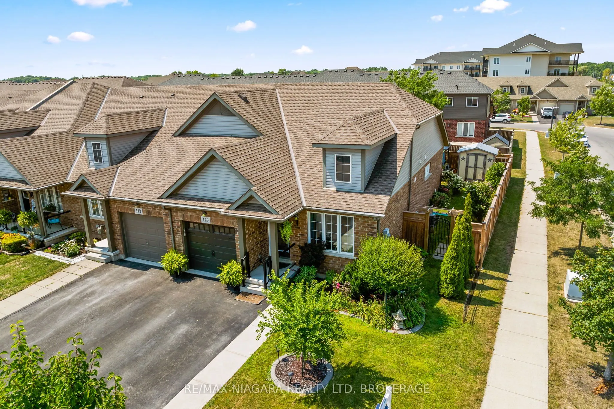 149 Roselawn Crescent