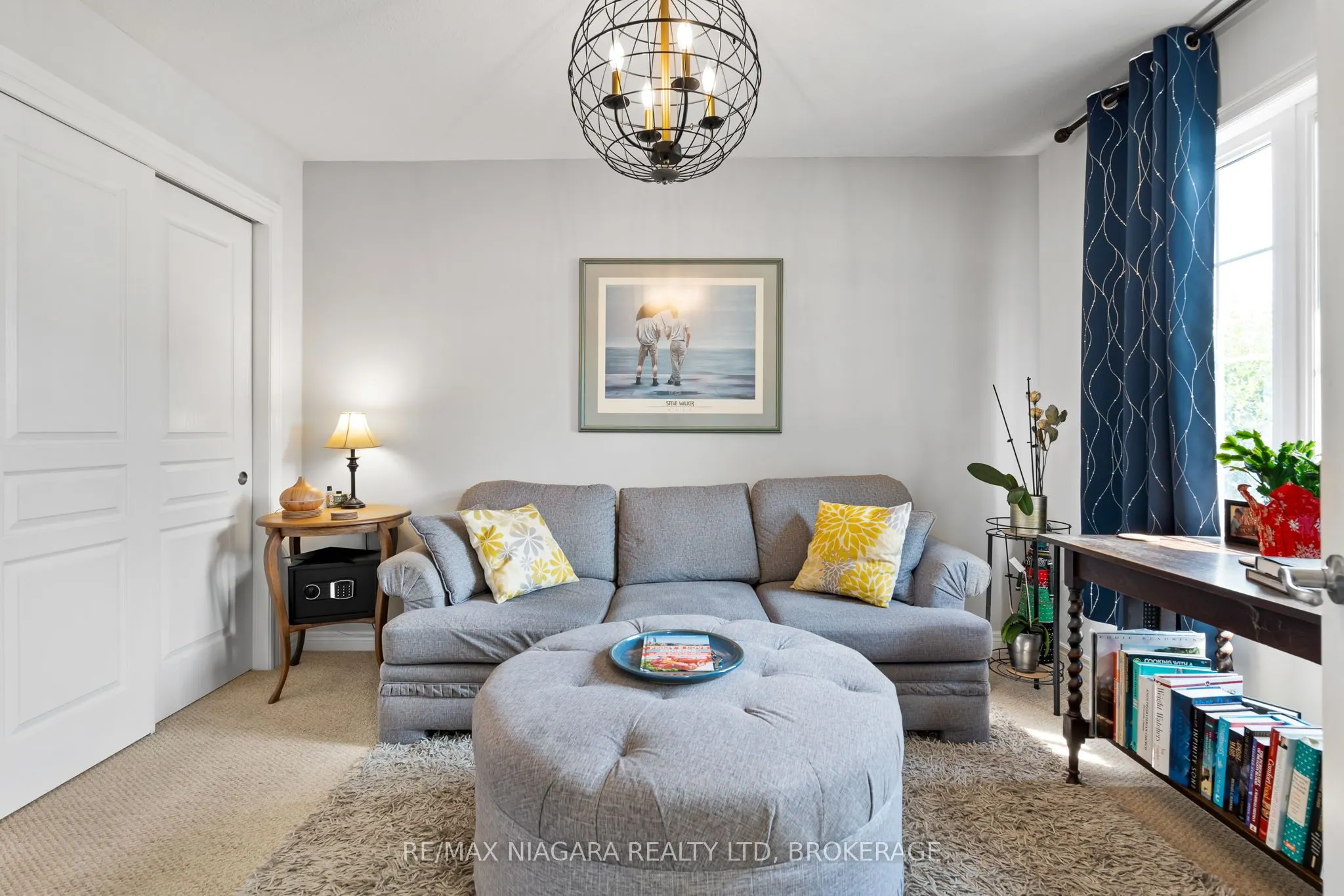 149 Roselawn Crescent