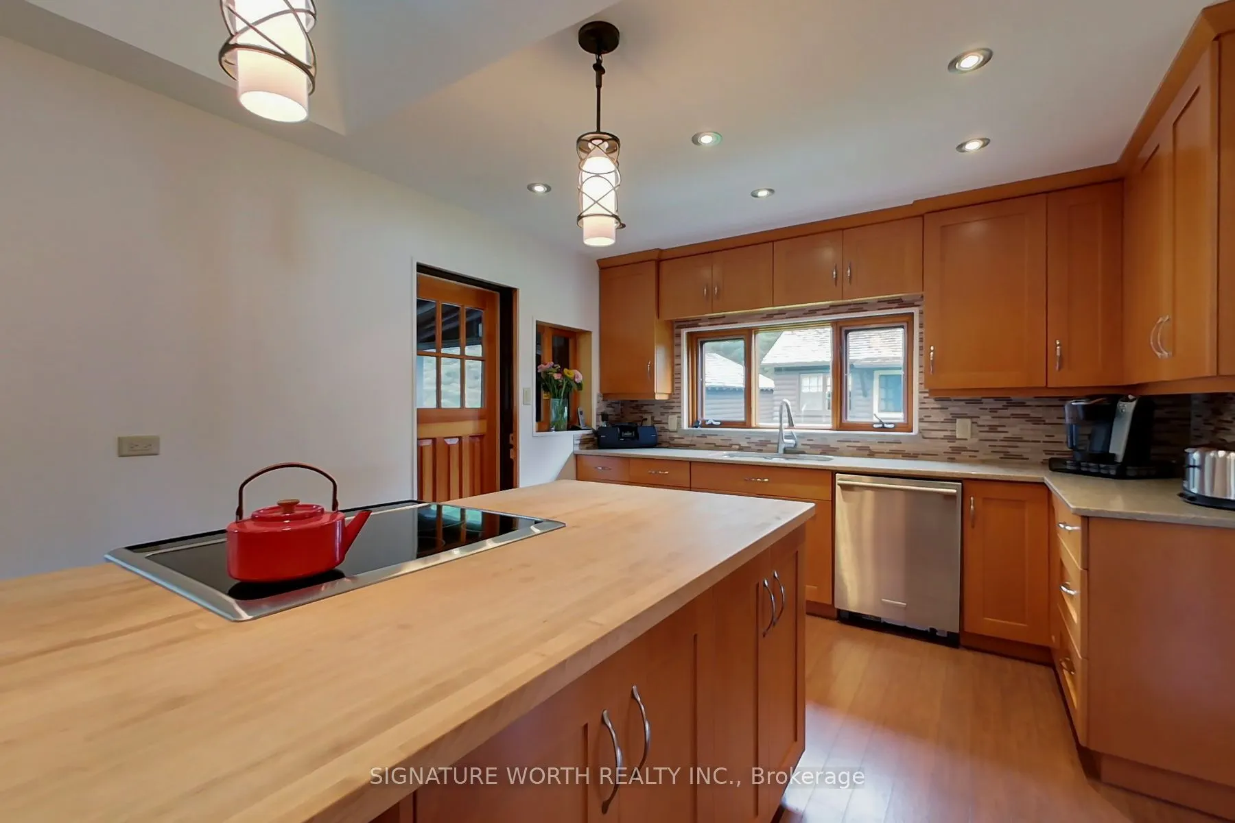 7341 Dog Lake Road