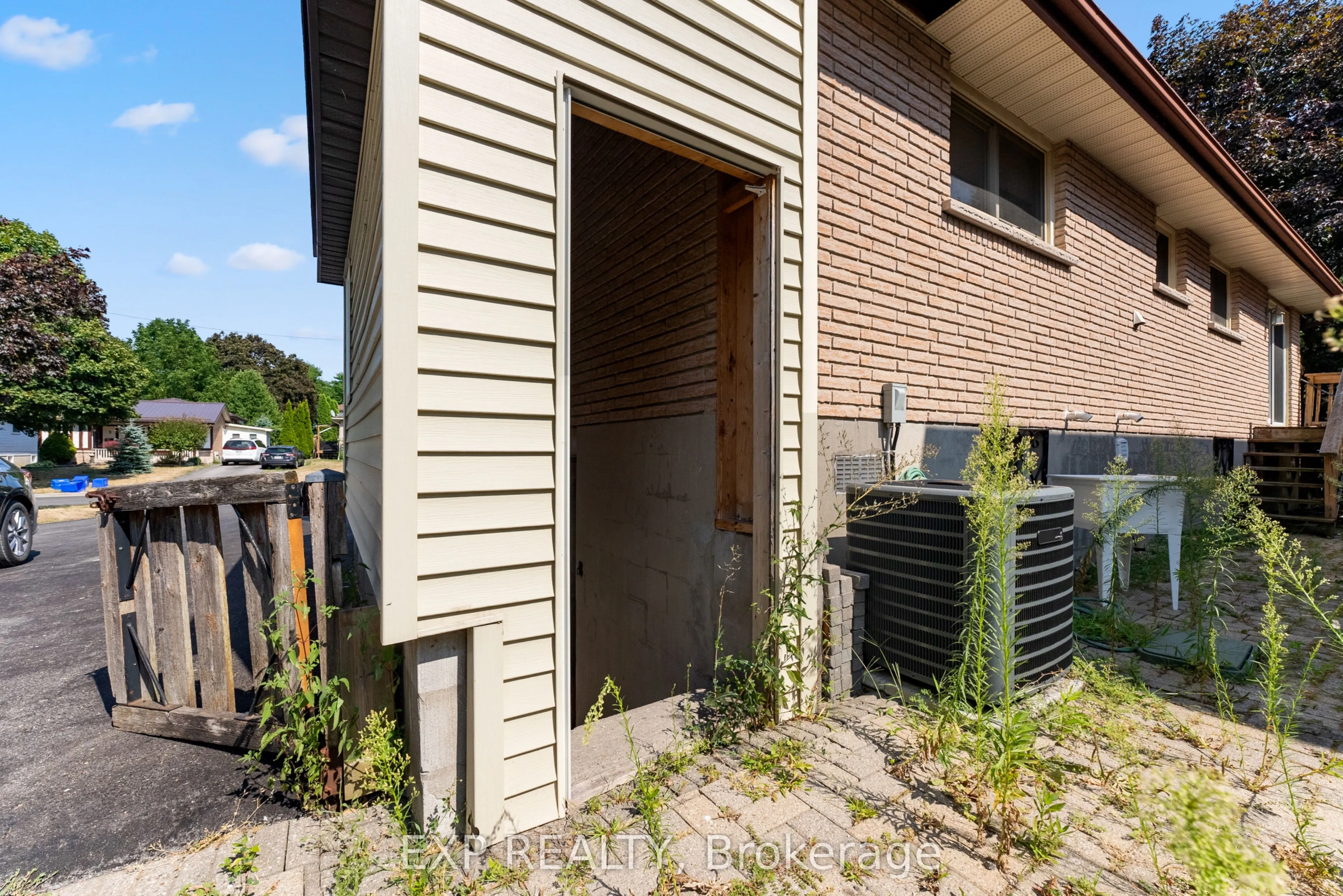 2 Alnet Drive