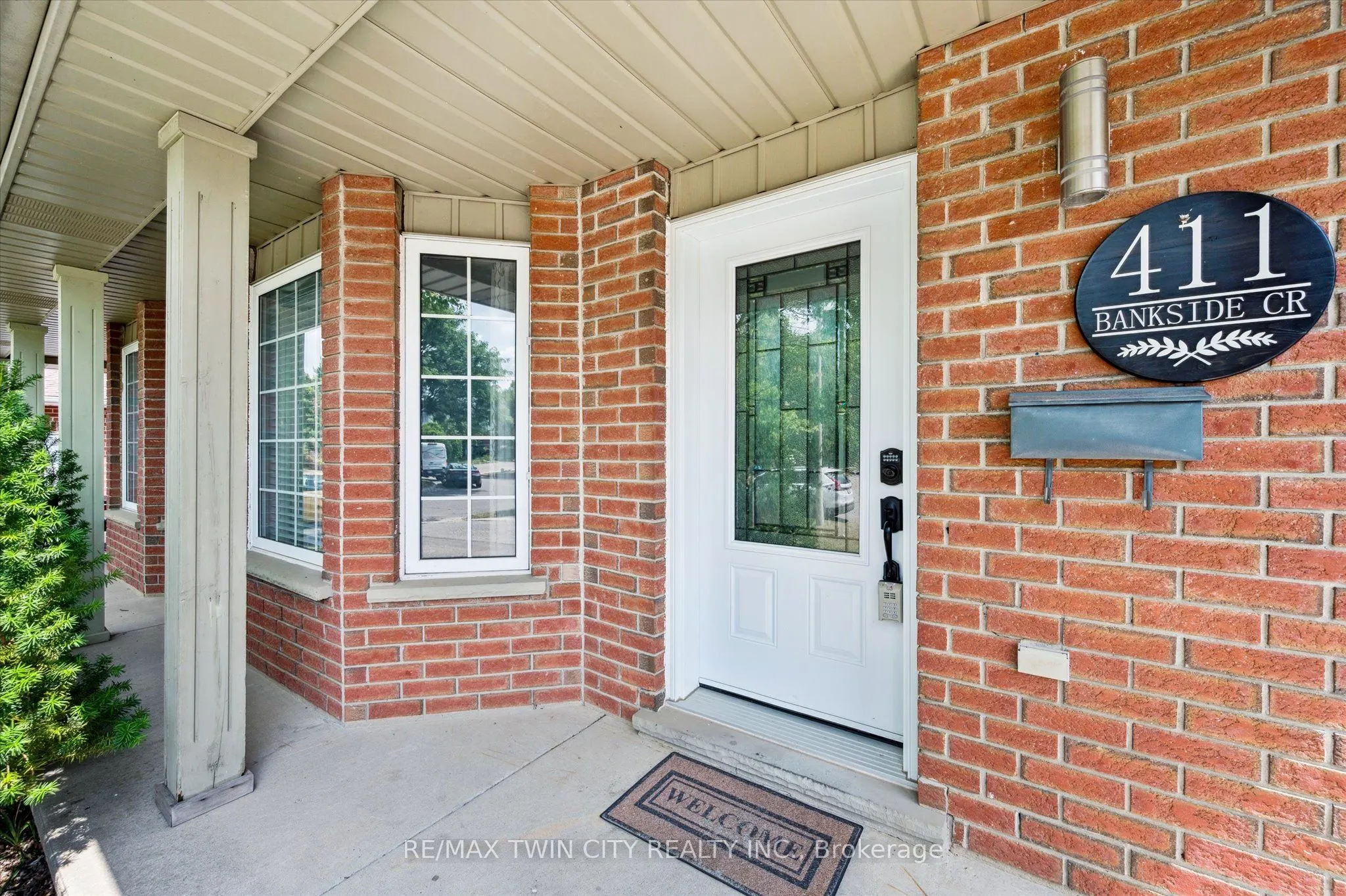 411 Bankside Crescent