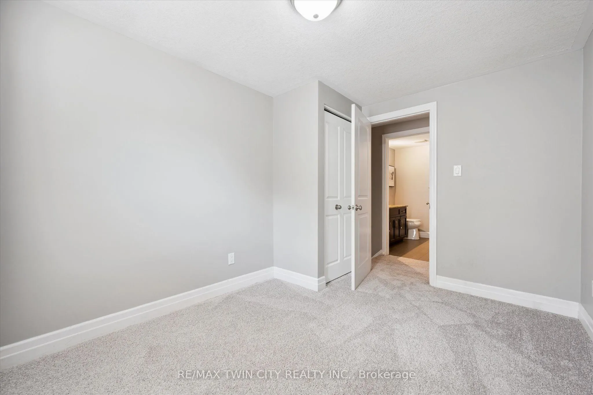 411 Bankside Crescent