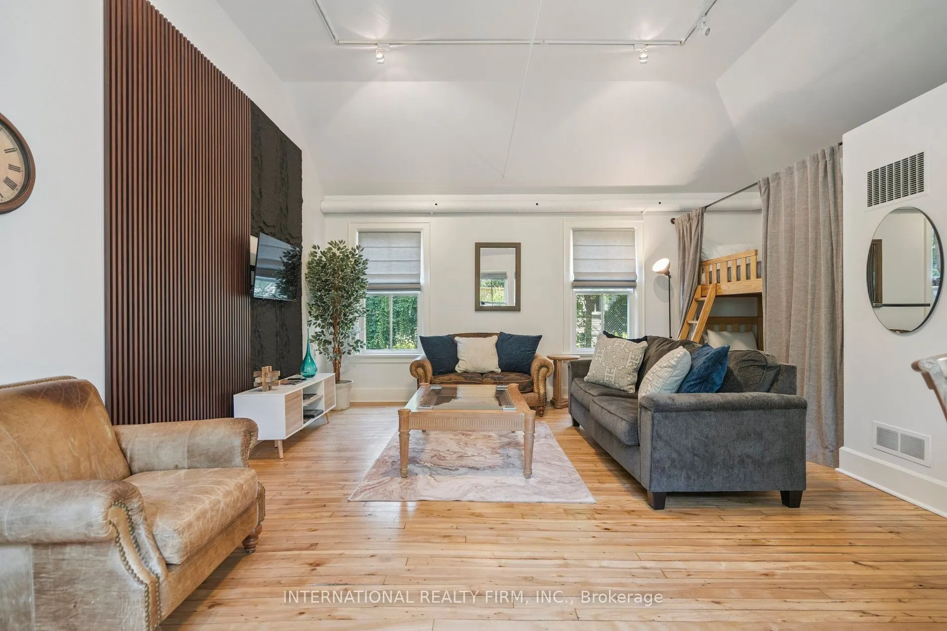 267 Davy Street