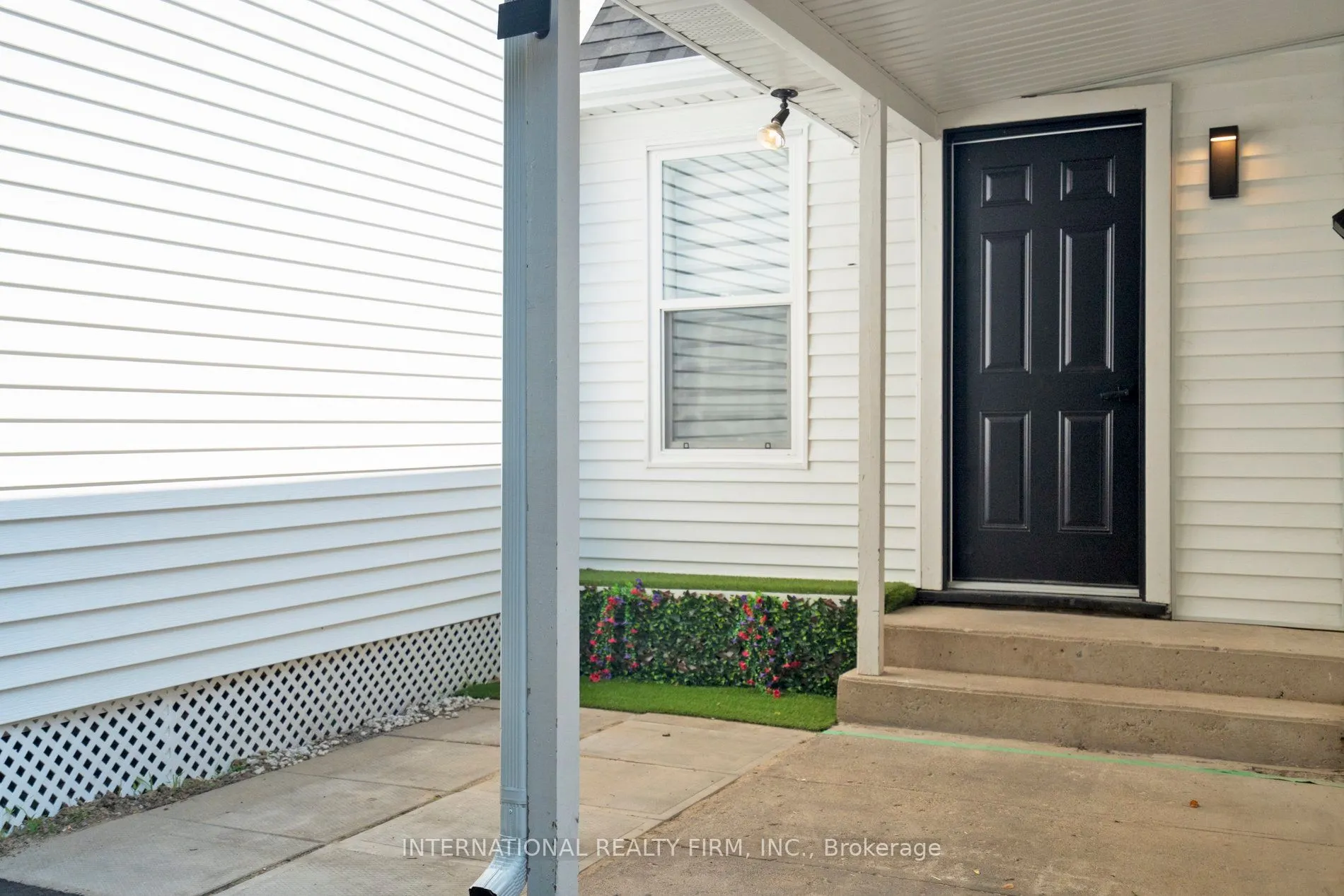 267 Davy Street