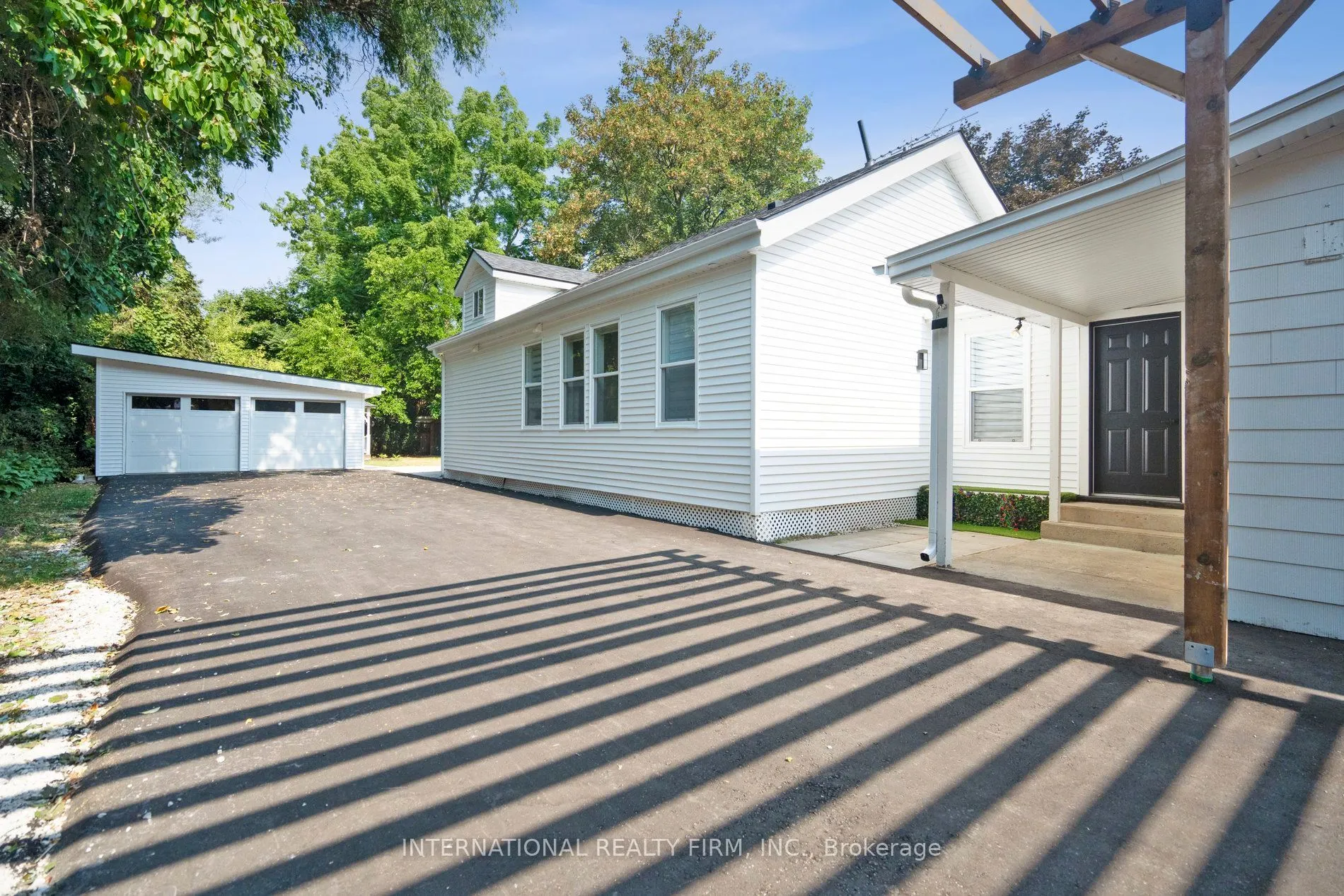 267 Davy Street