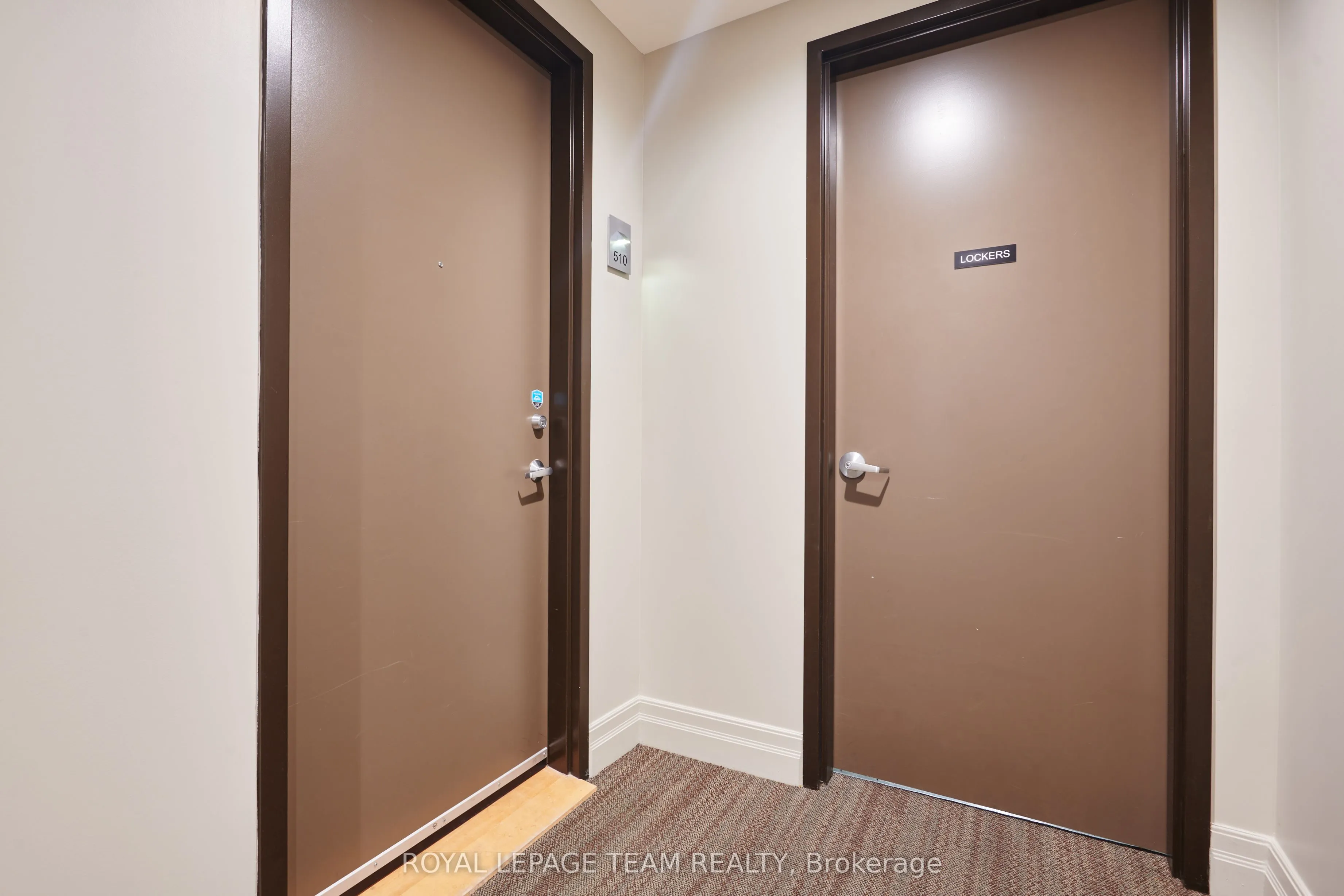 330 Loretta Avenue S, #510