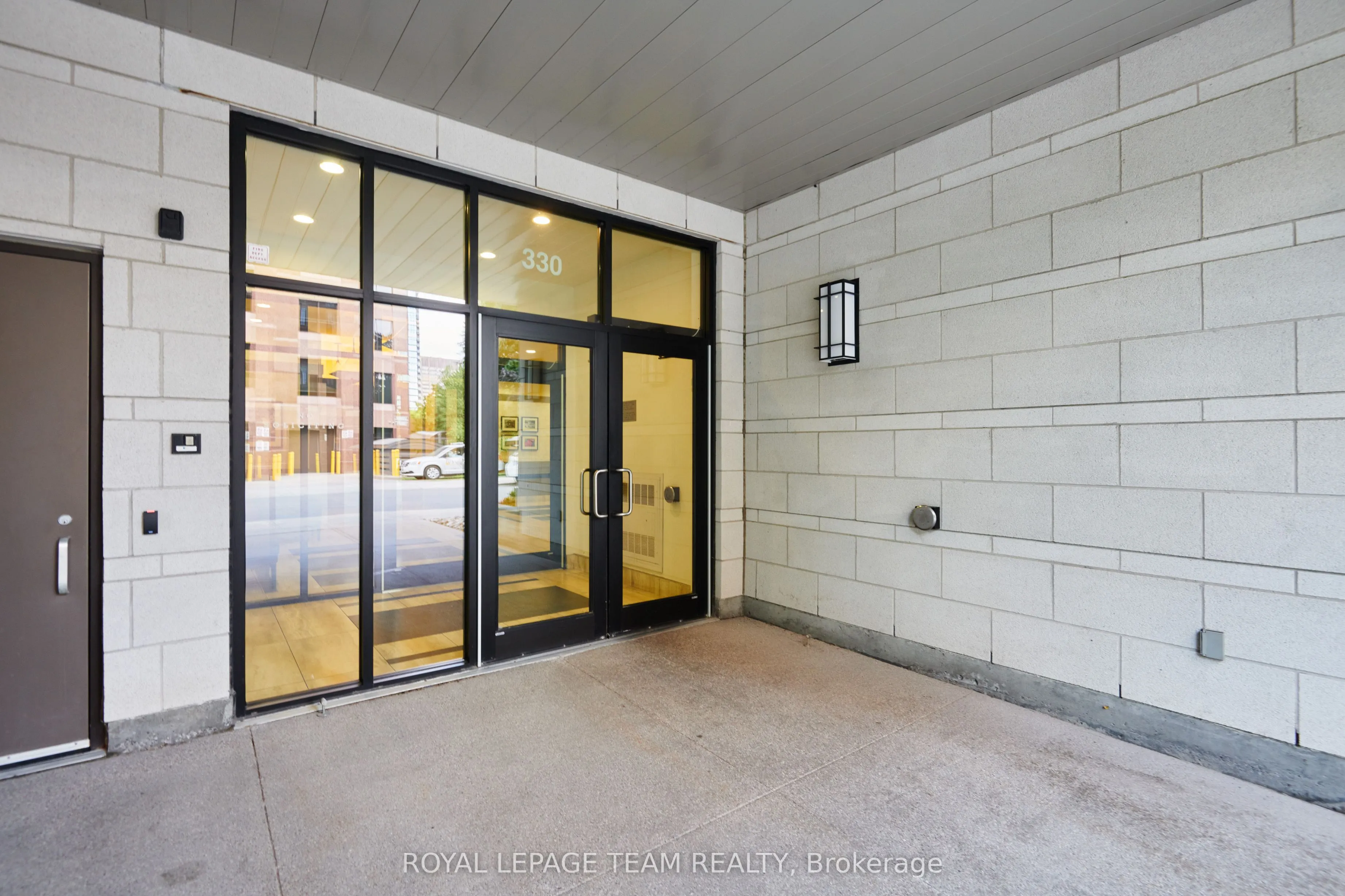 330 Loretta Avenue S, #510