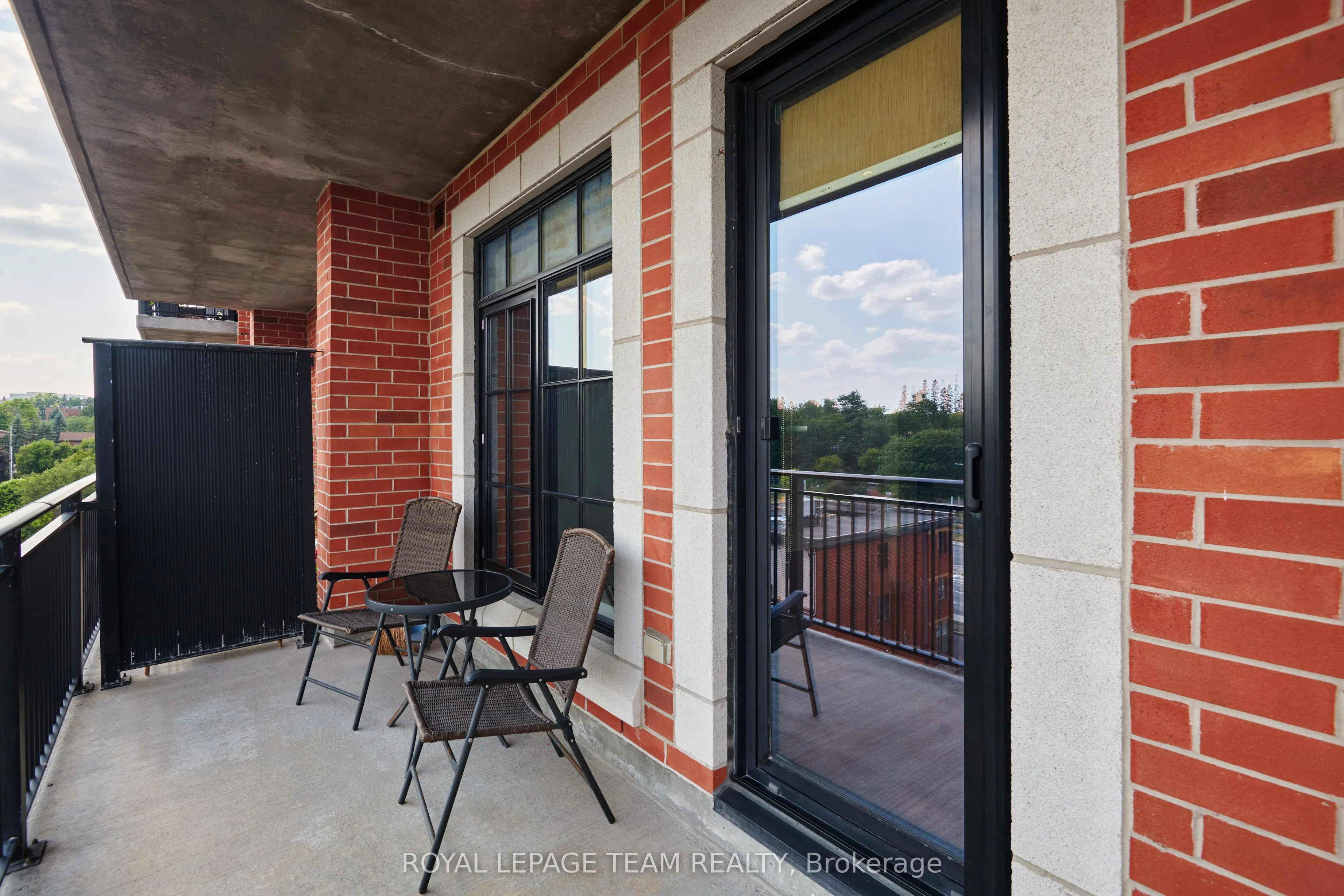 330 Loretta Avenue S, #510