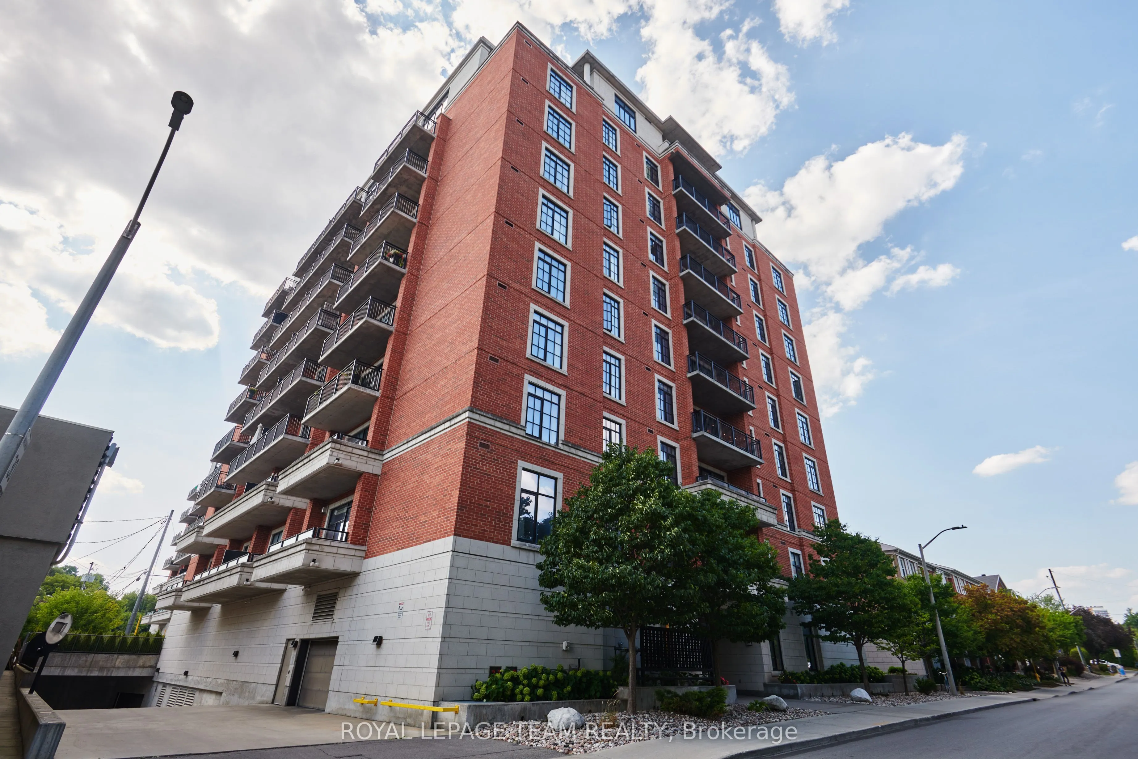 330 Loretta Avenue S, #510