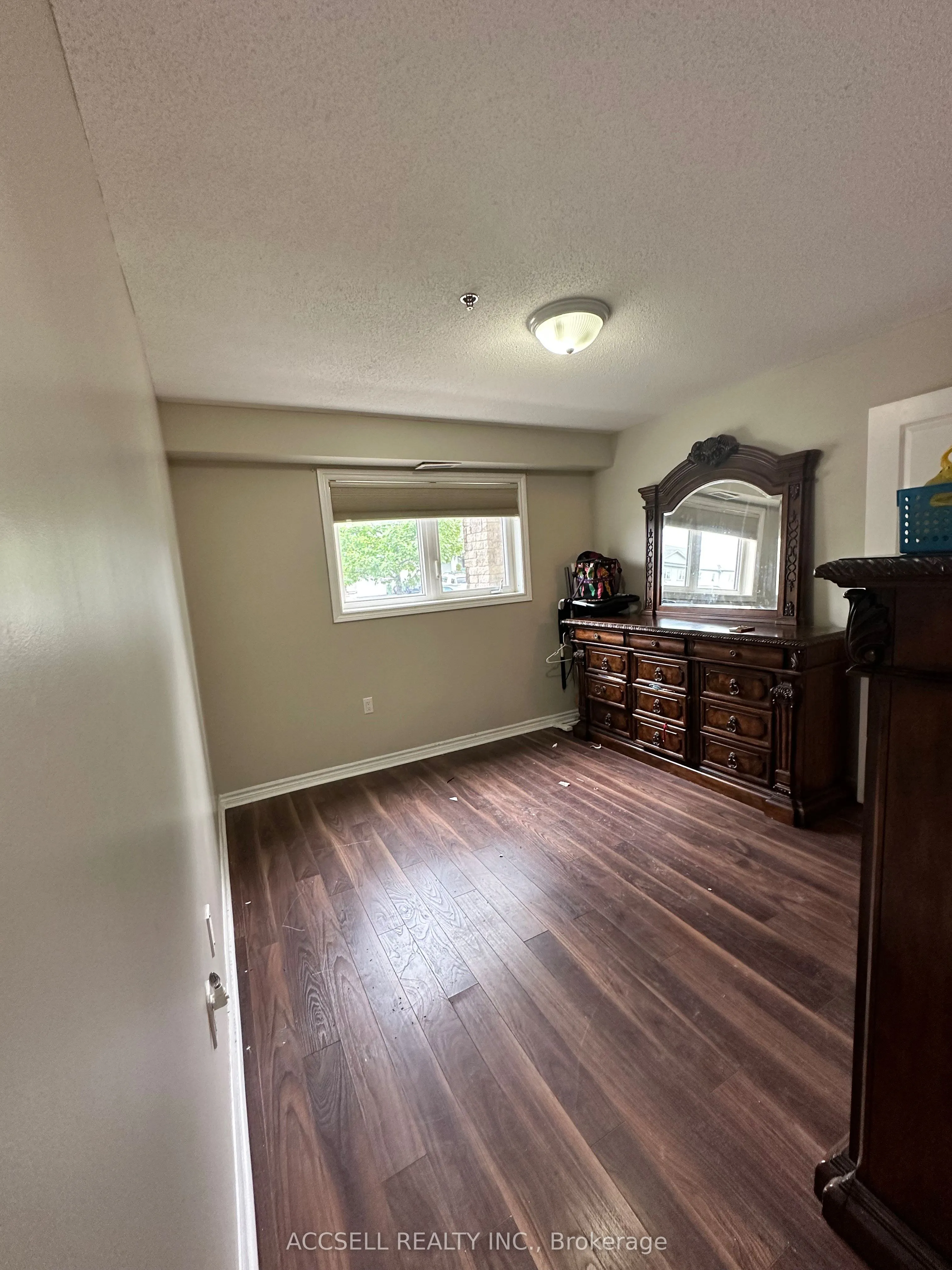 151 Potts Private, #110