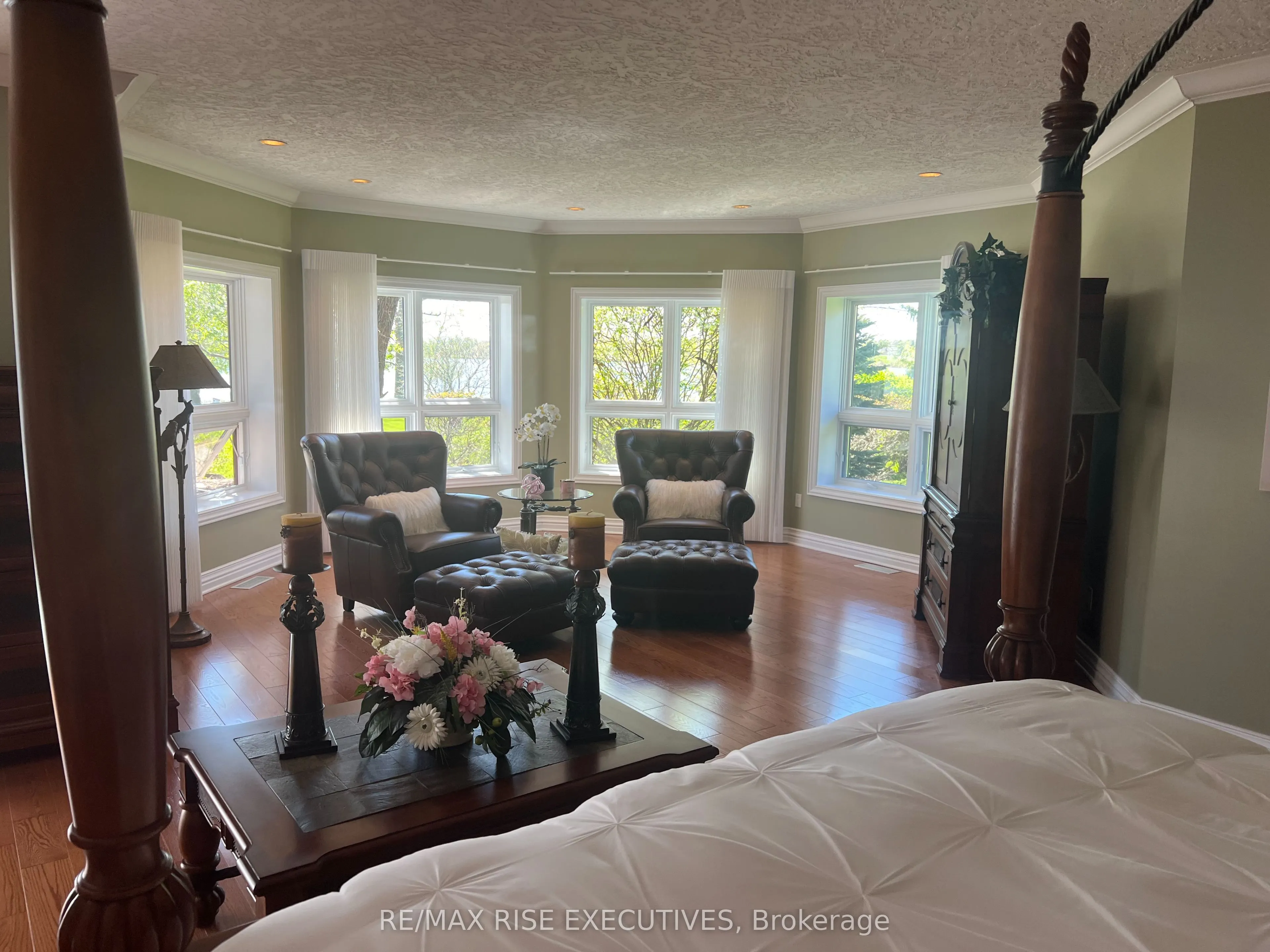 16024 LAKESIDE Drive