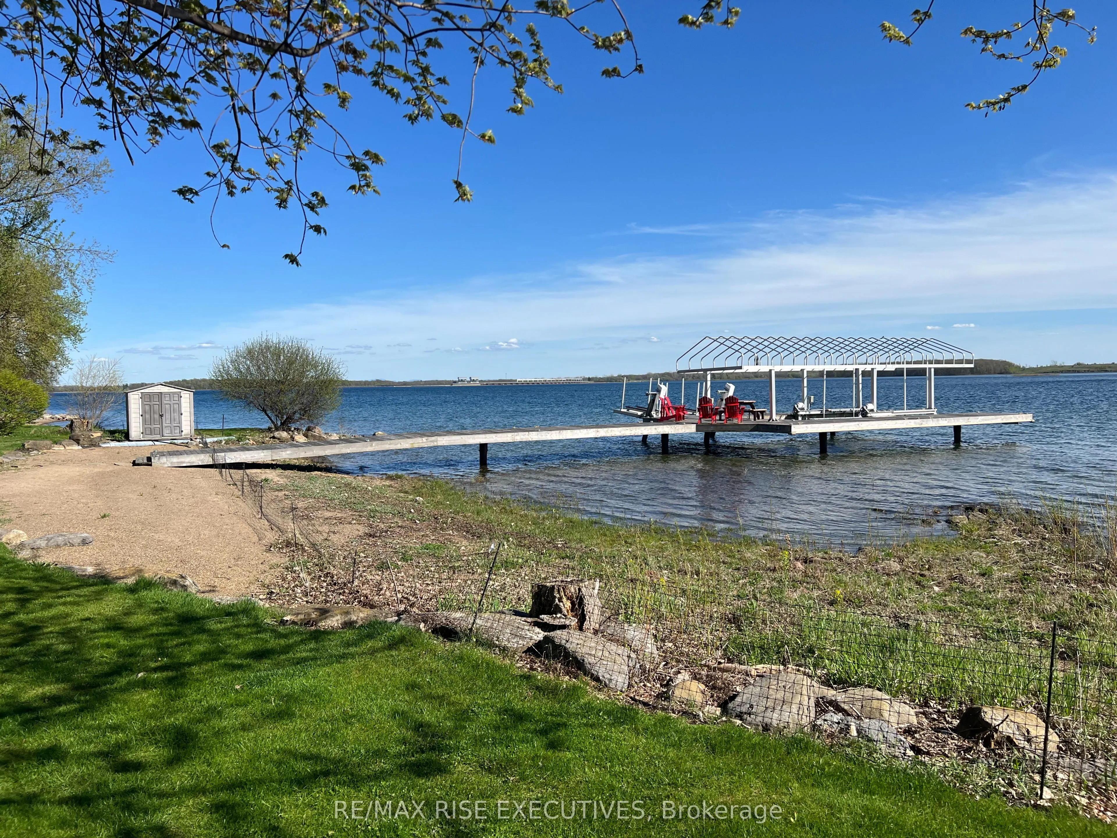 16024 LAKESIDE Drive