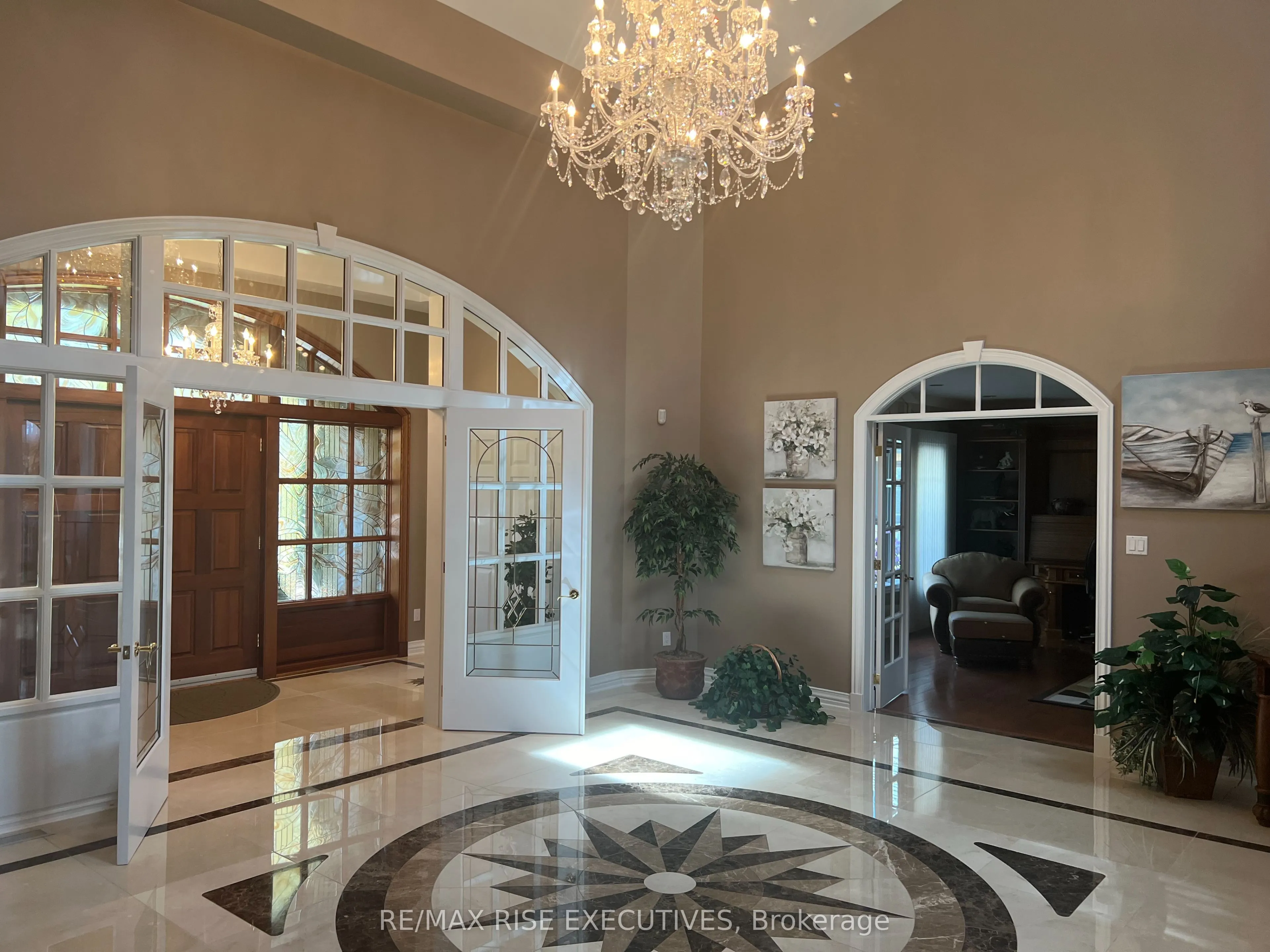 16024 LAKESIDE Drive