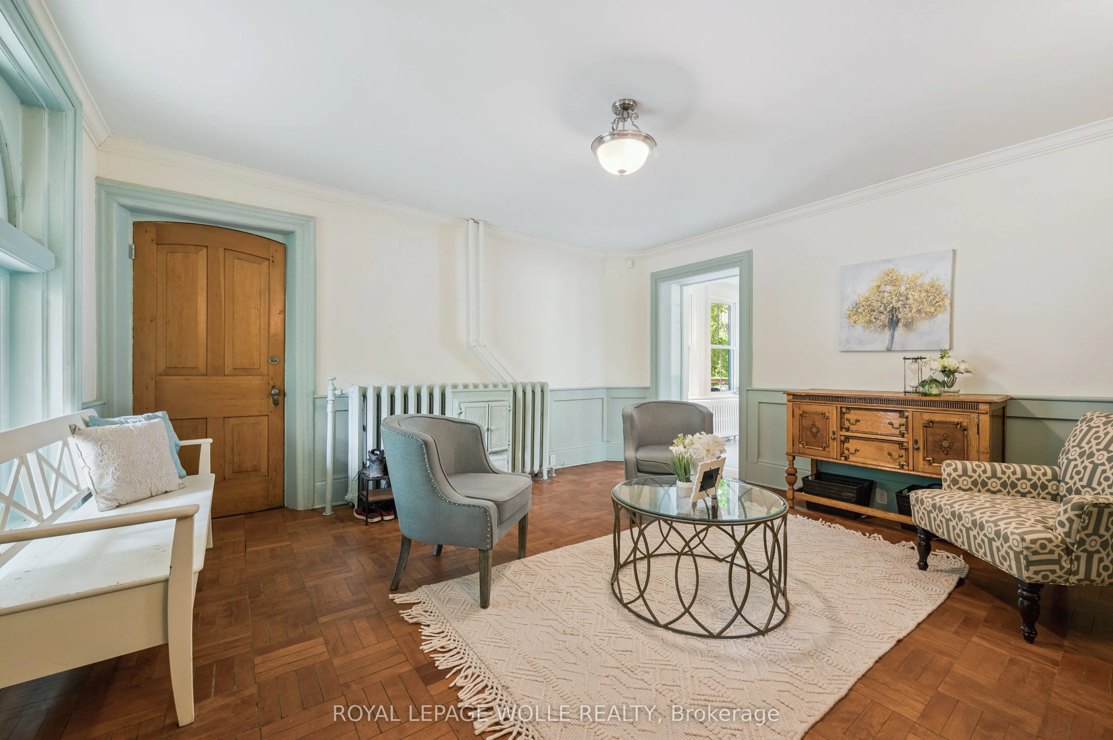 88 William Street W