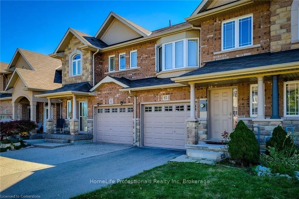 85 Charleswood Crescent