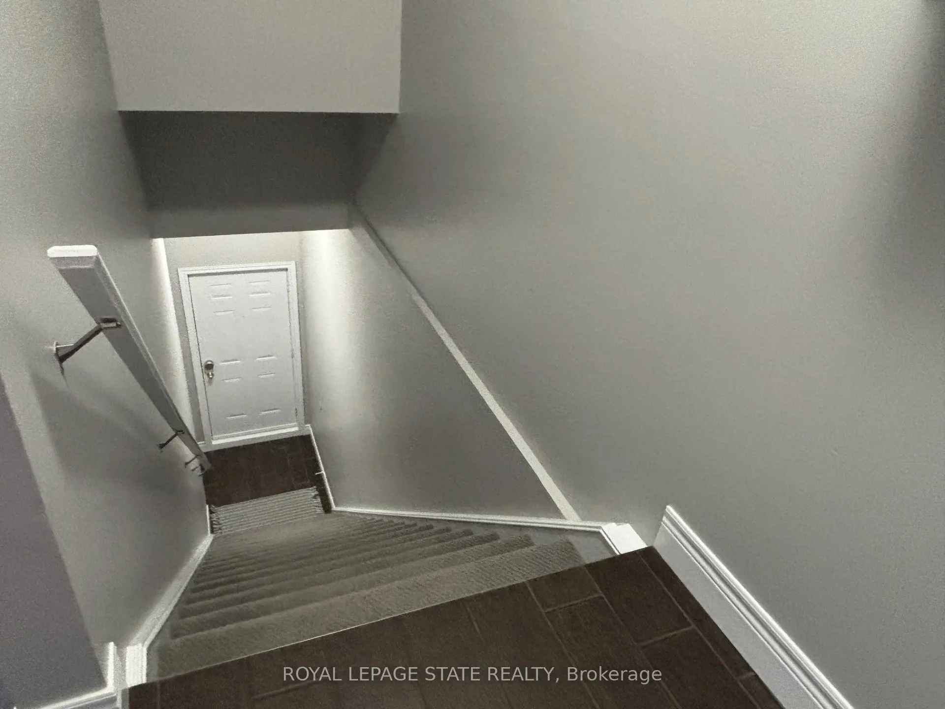 136 King Street W, #2