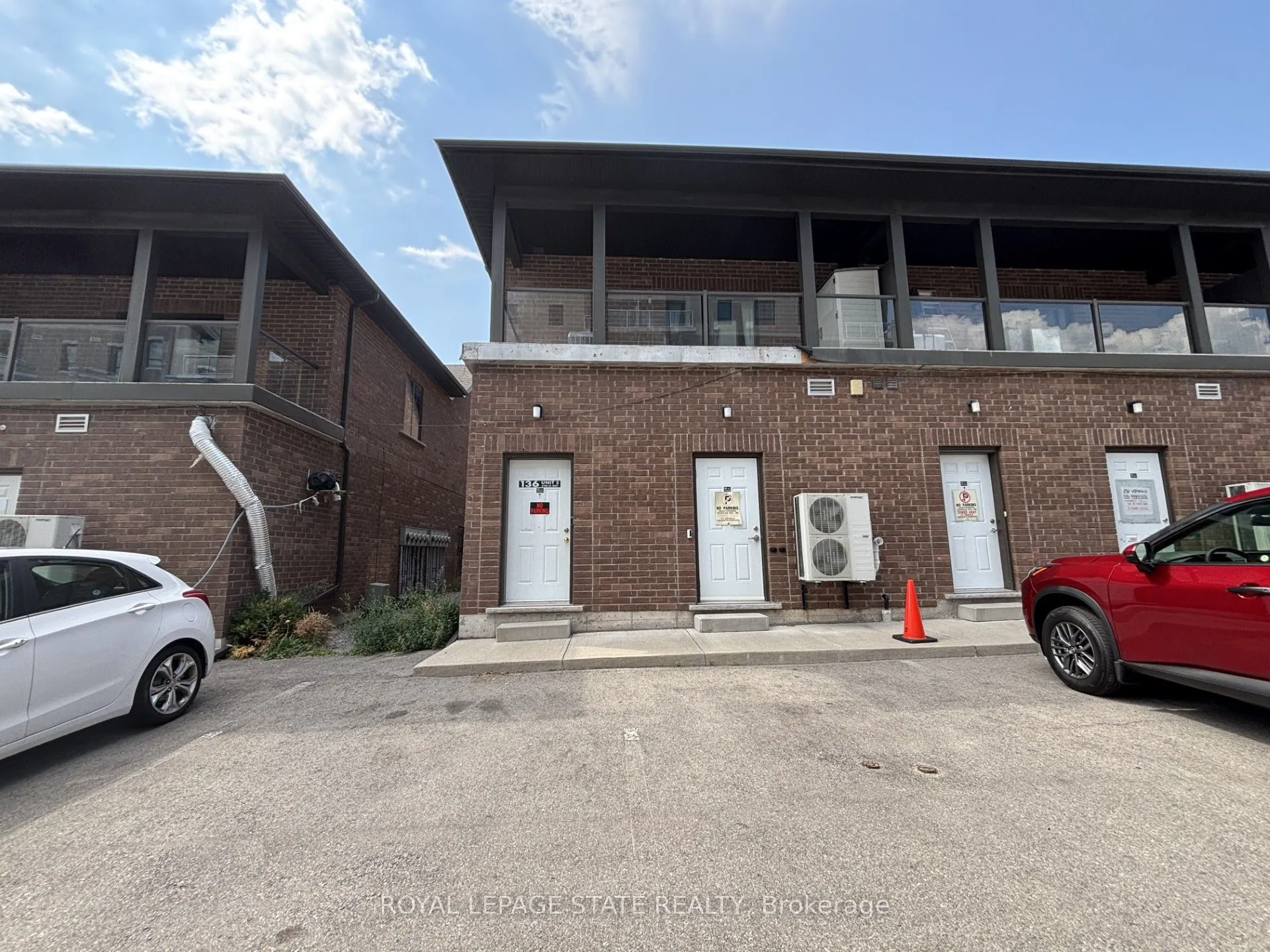 136 King Street W, #2