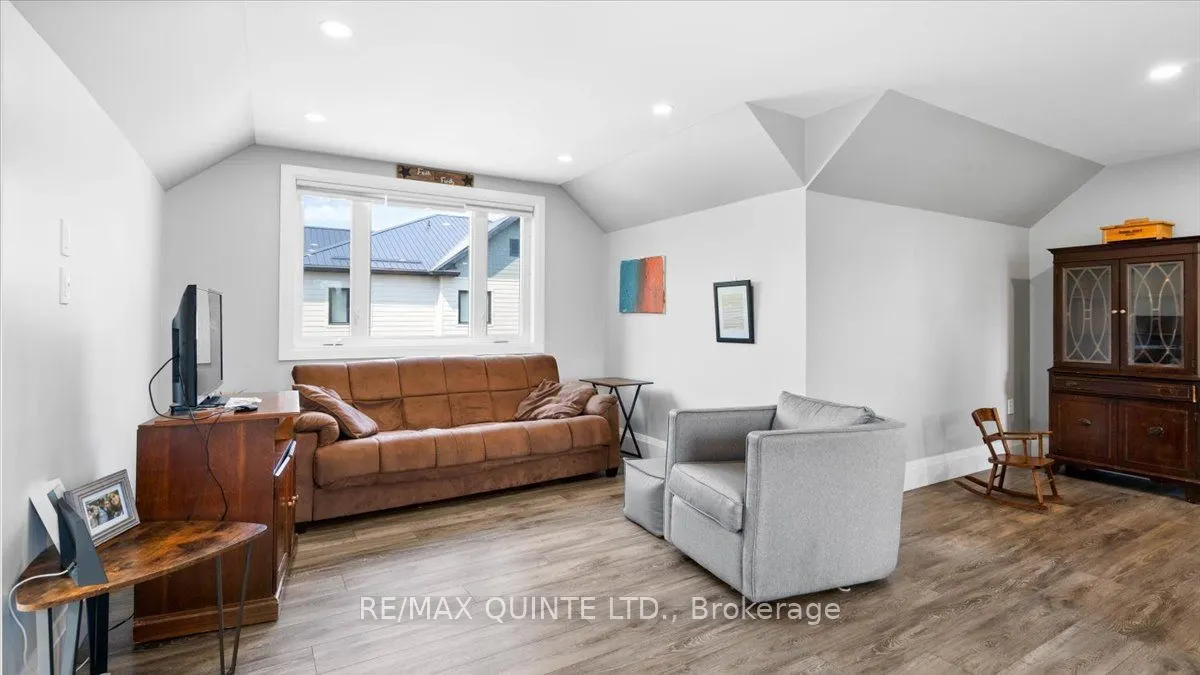 23 PELLISSIER Street, #5