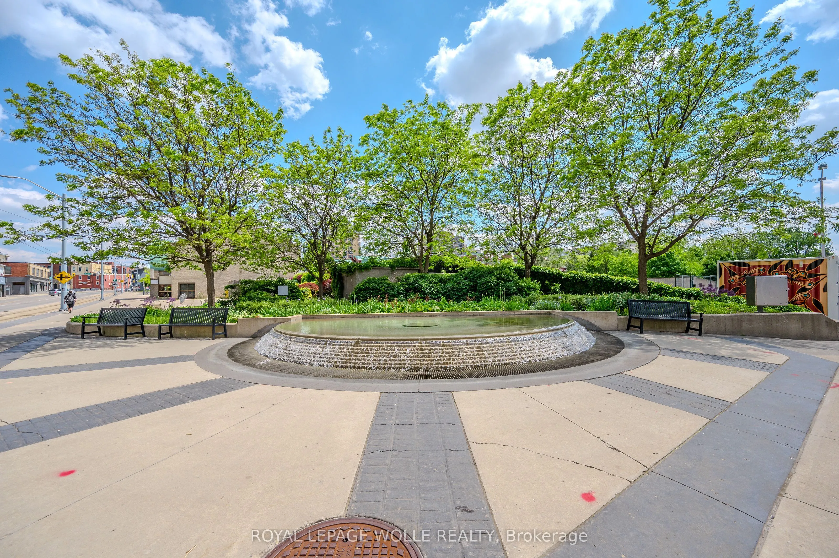 60 Charles Street W, #2405