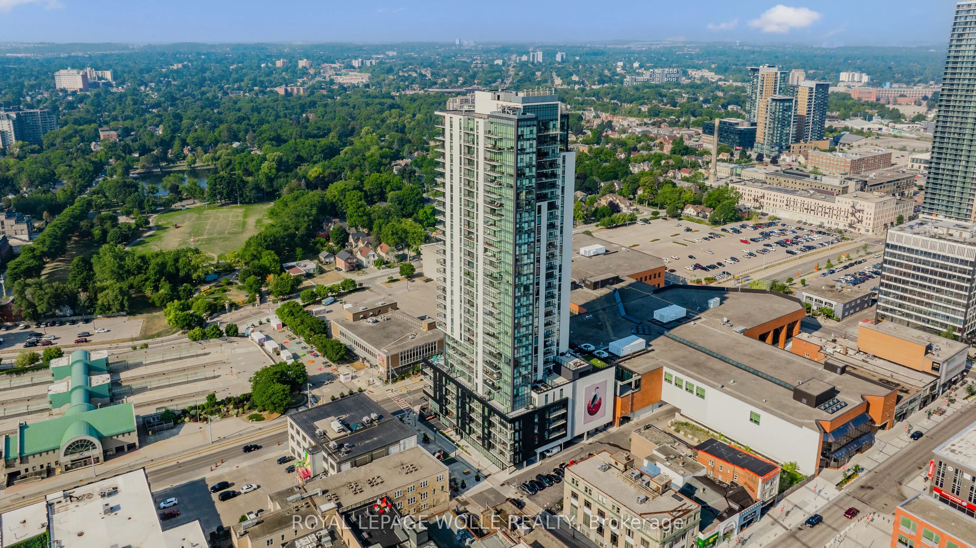 60 Charles Street W, #2405