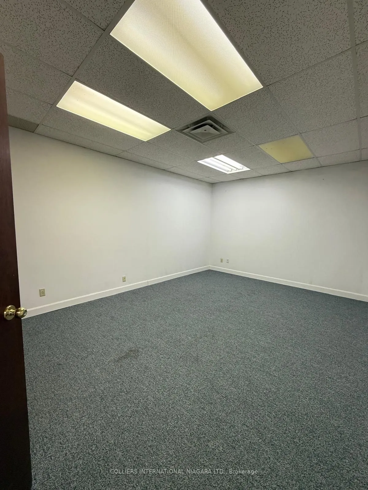 2895 St. Paul Avenue, #11
