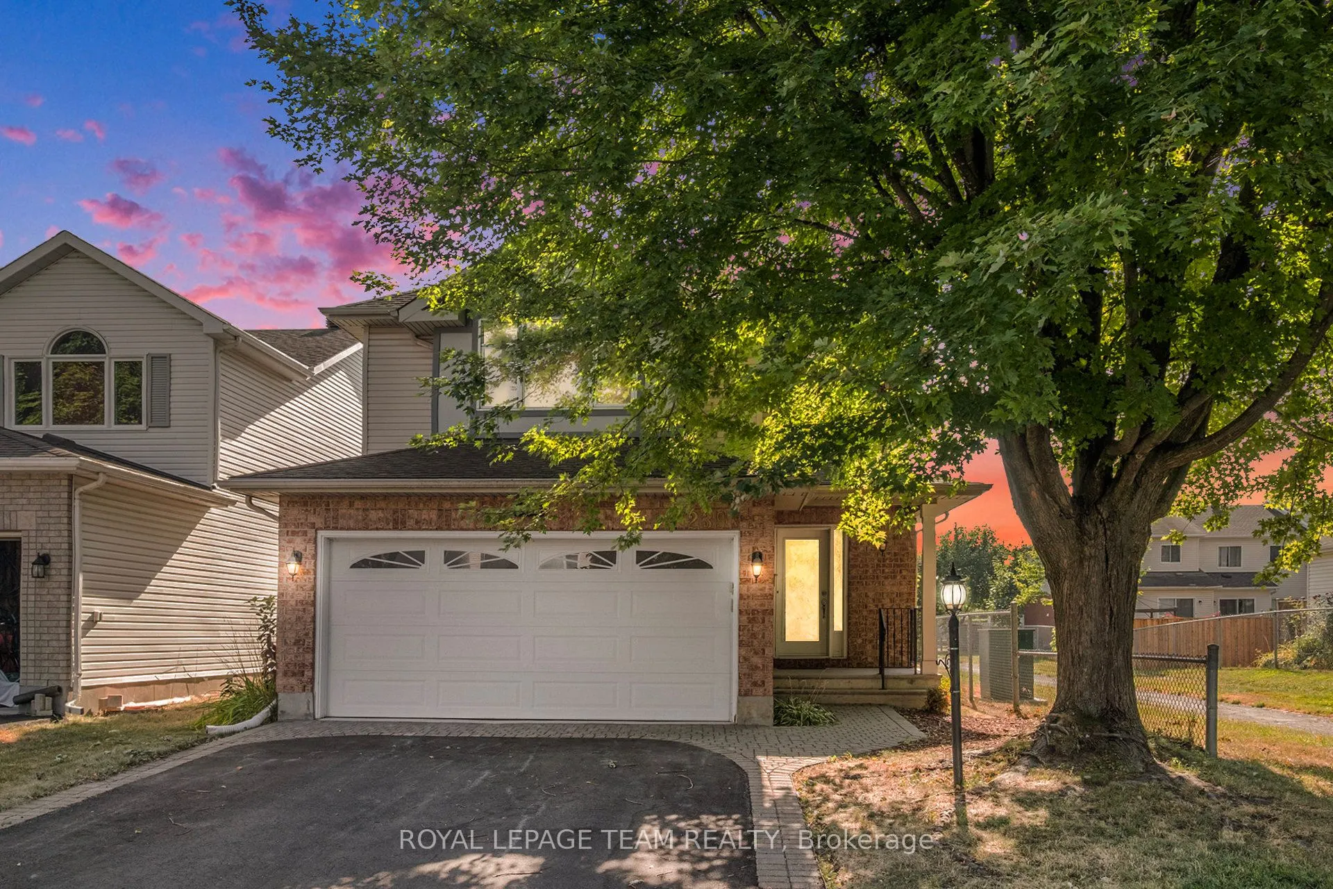 239 Markland Crescent
