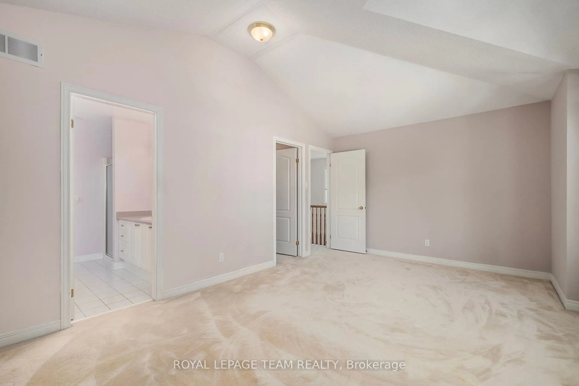 239 Markland Crescent