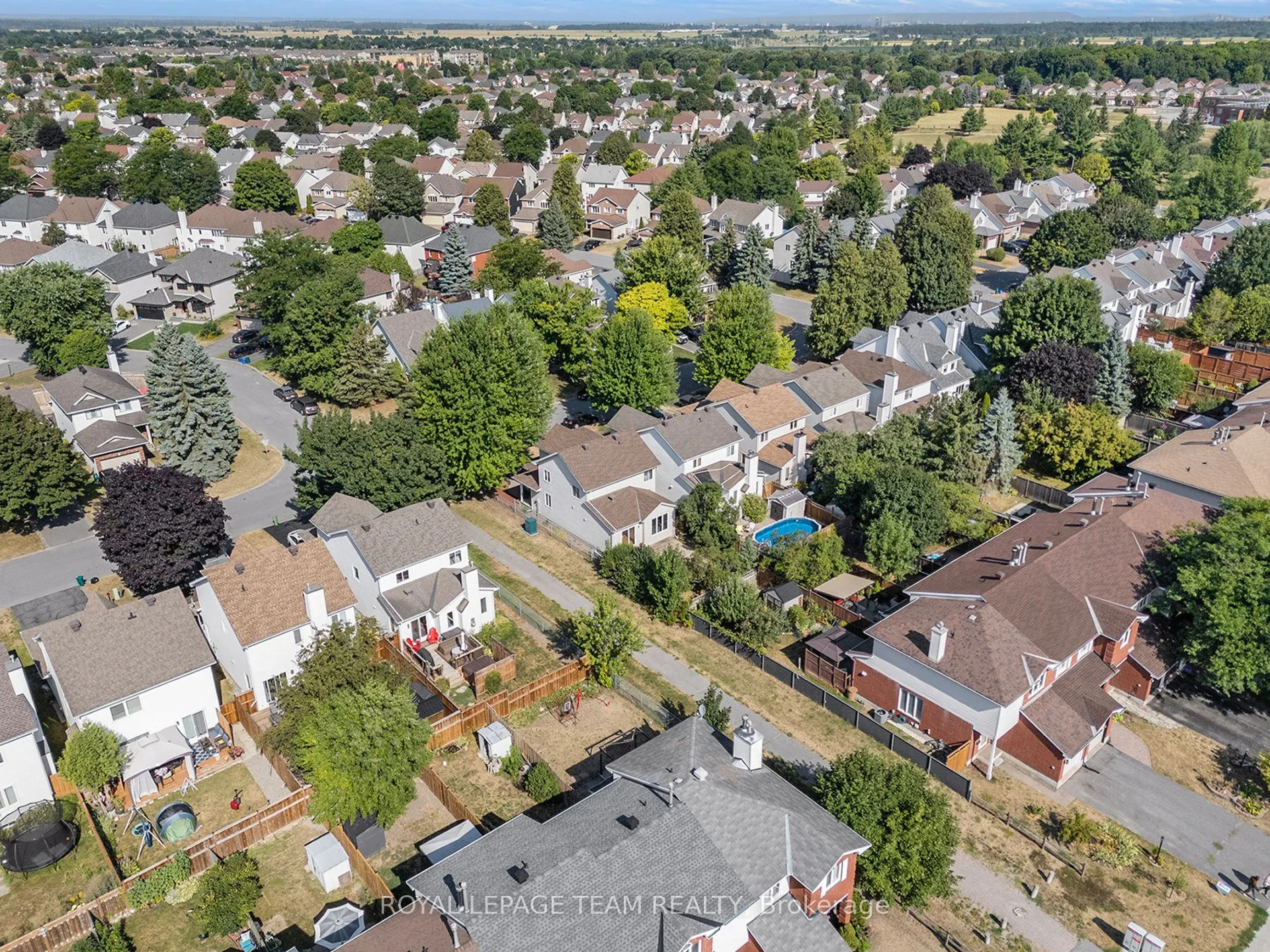 239 Markland Crescent