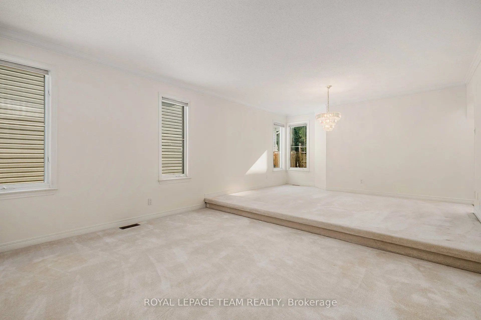 239 Markland Crescent