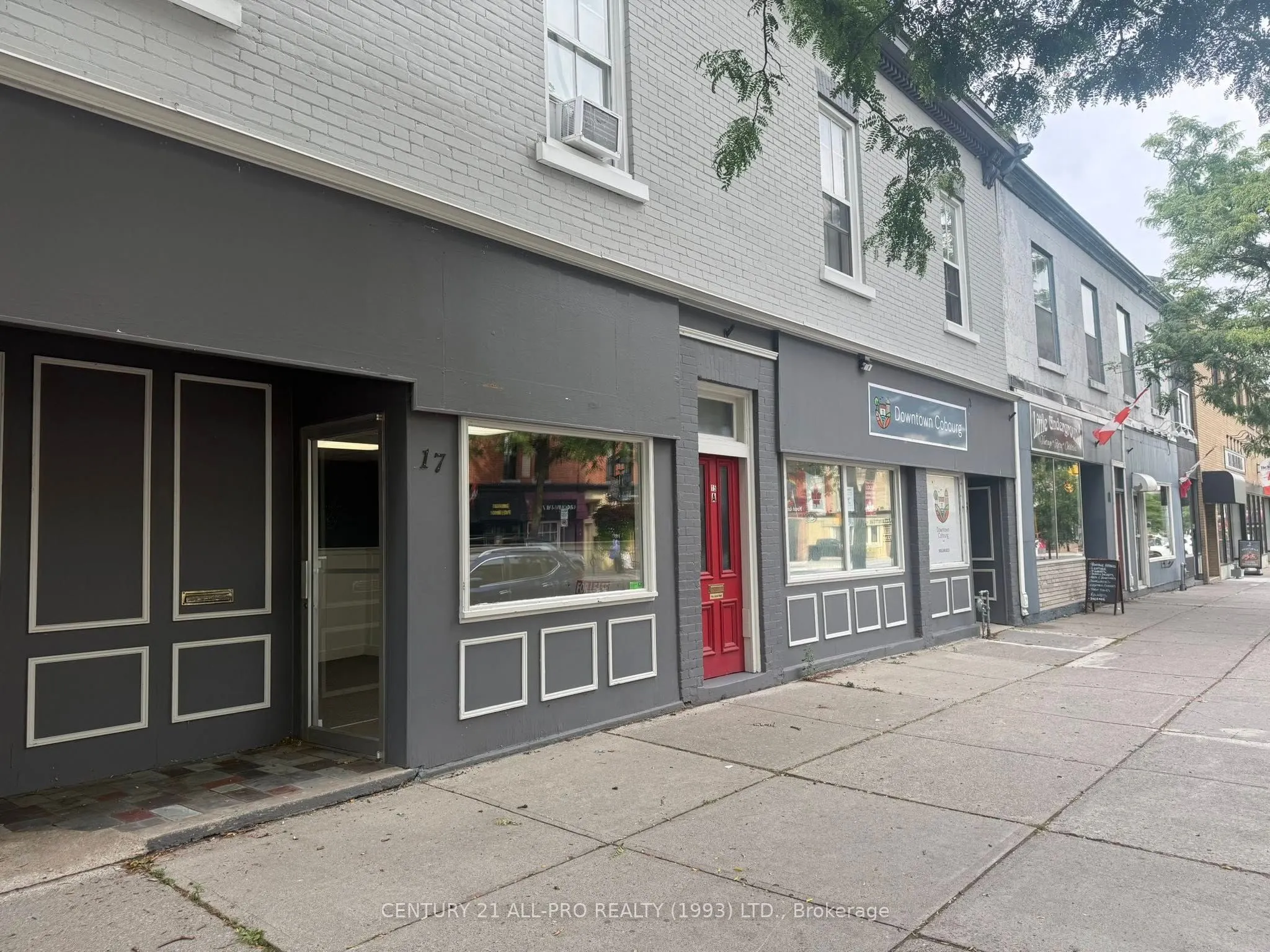 17 King Street E