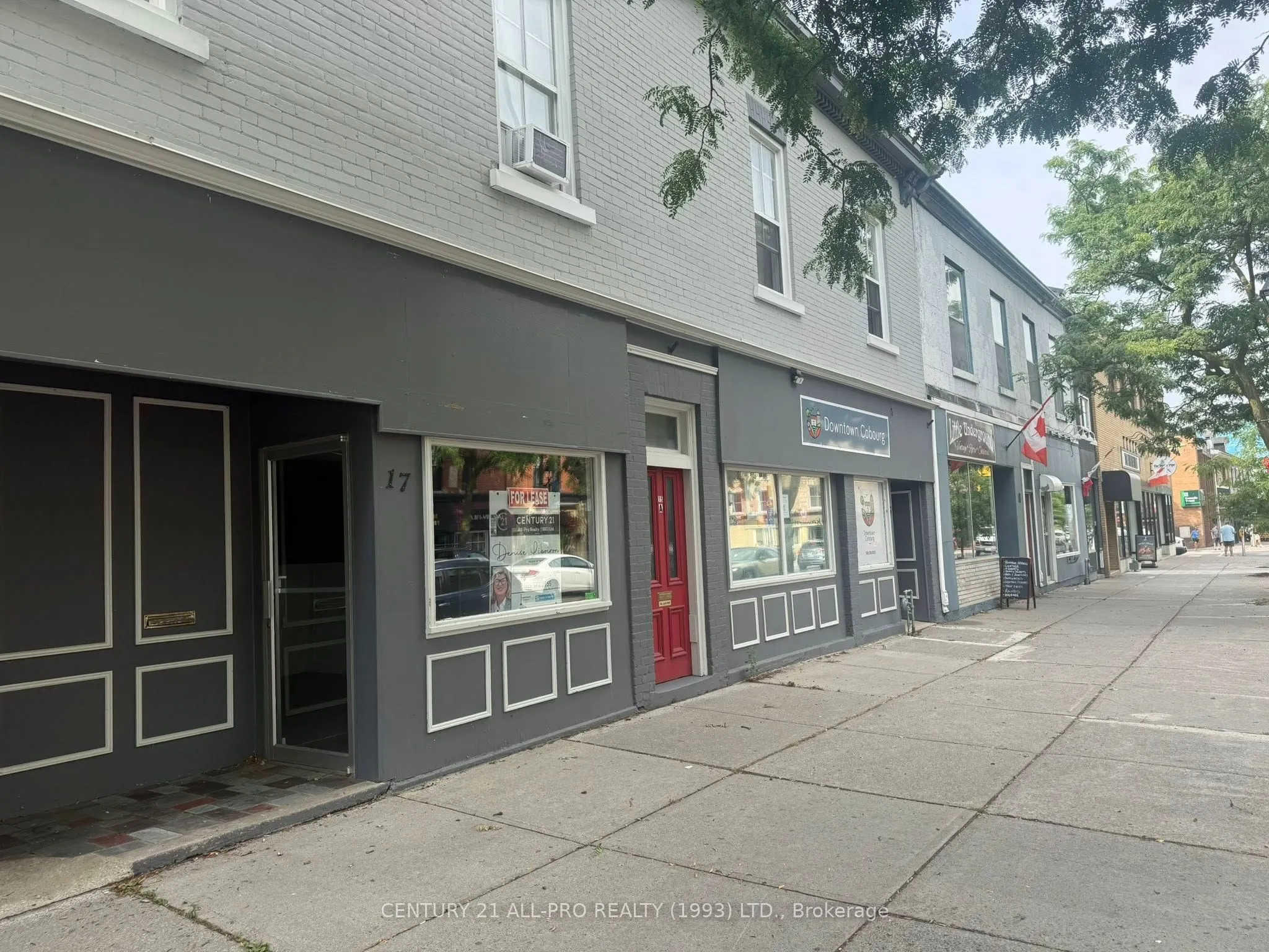 17 King Street E