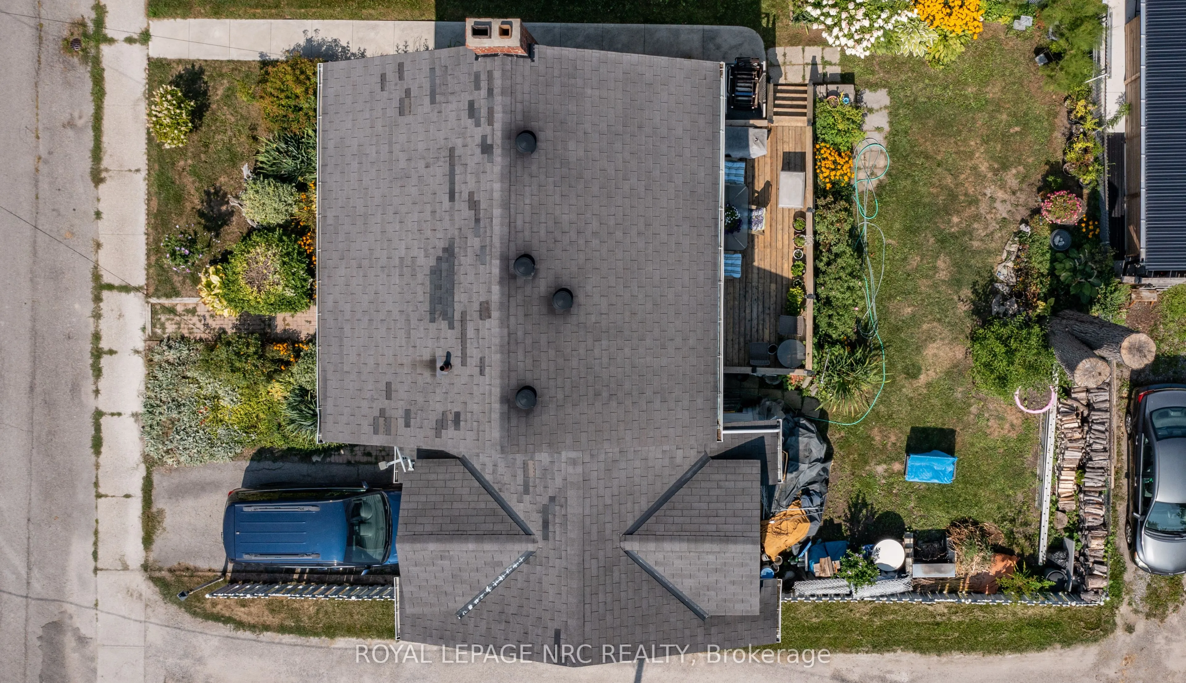 109 Cross Street E